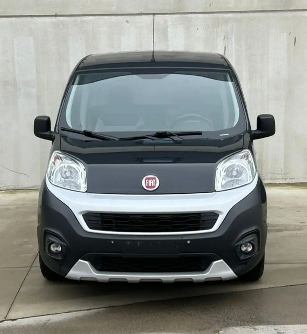Fiat Fiorino 1.3 Multijet 95CV euro6d clim TVAC Zwart - 2