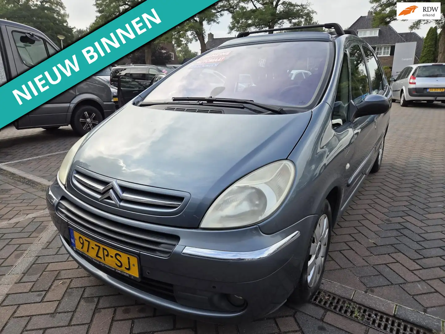 Citroen Xsara Picasso 2.0i-16V Image FIJE AUTOMAAT EN HOGE INSTAP Grijs - 1