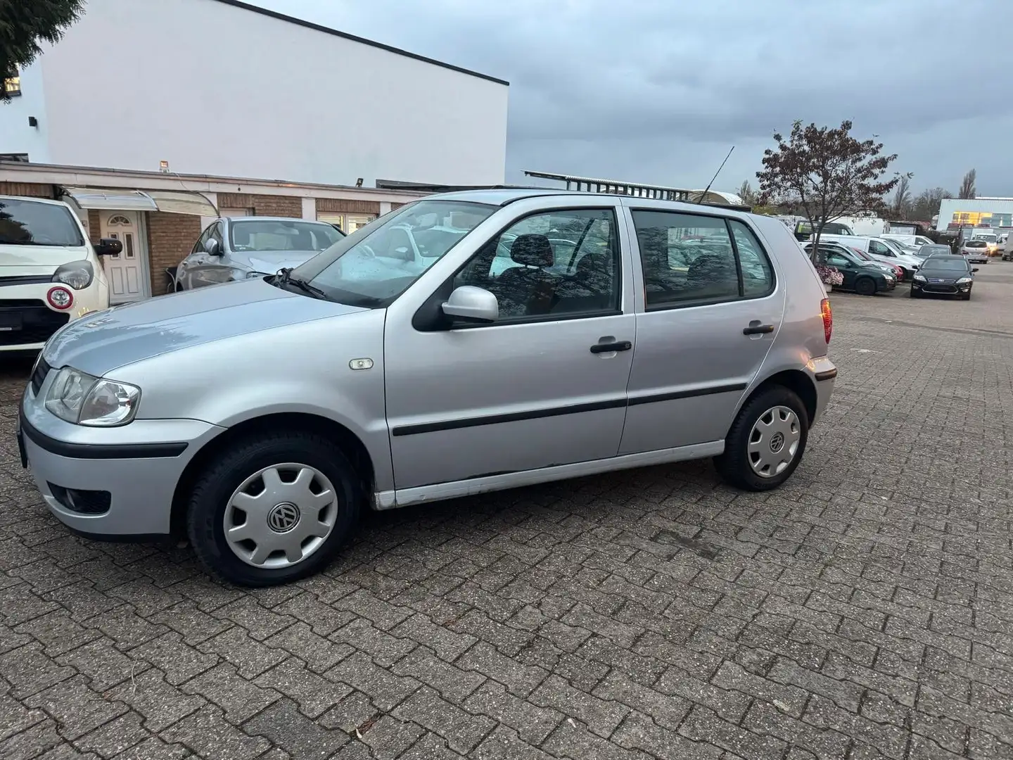 Volkswagen Polo Silber - 2