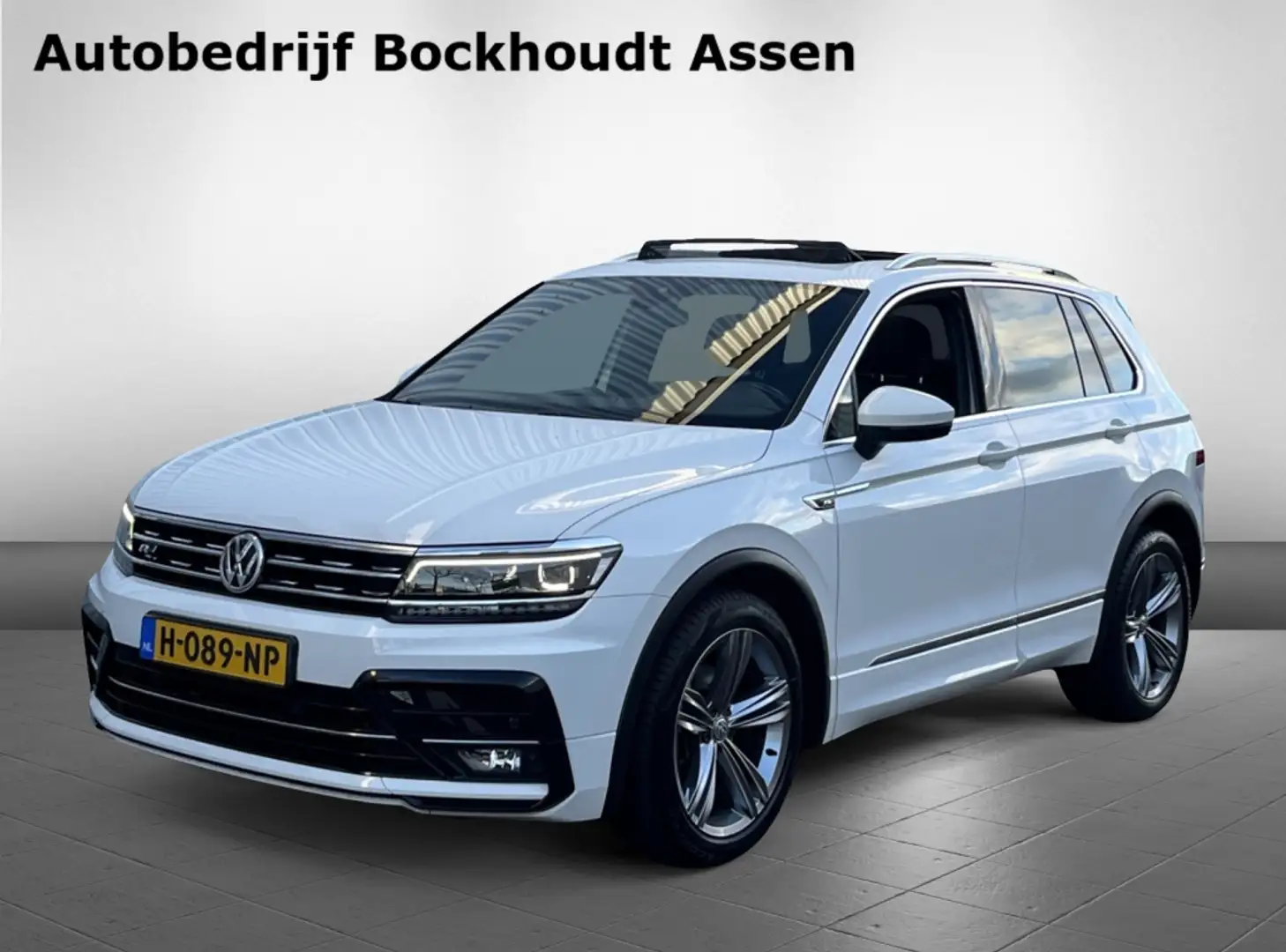 Volkswagen Tiguan 1.5 TSI Highline Business R | Panorama Dak | Stoel Blanc - 1