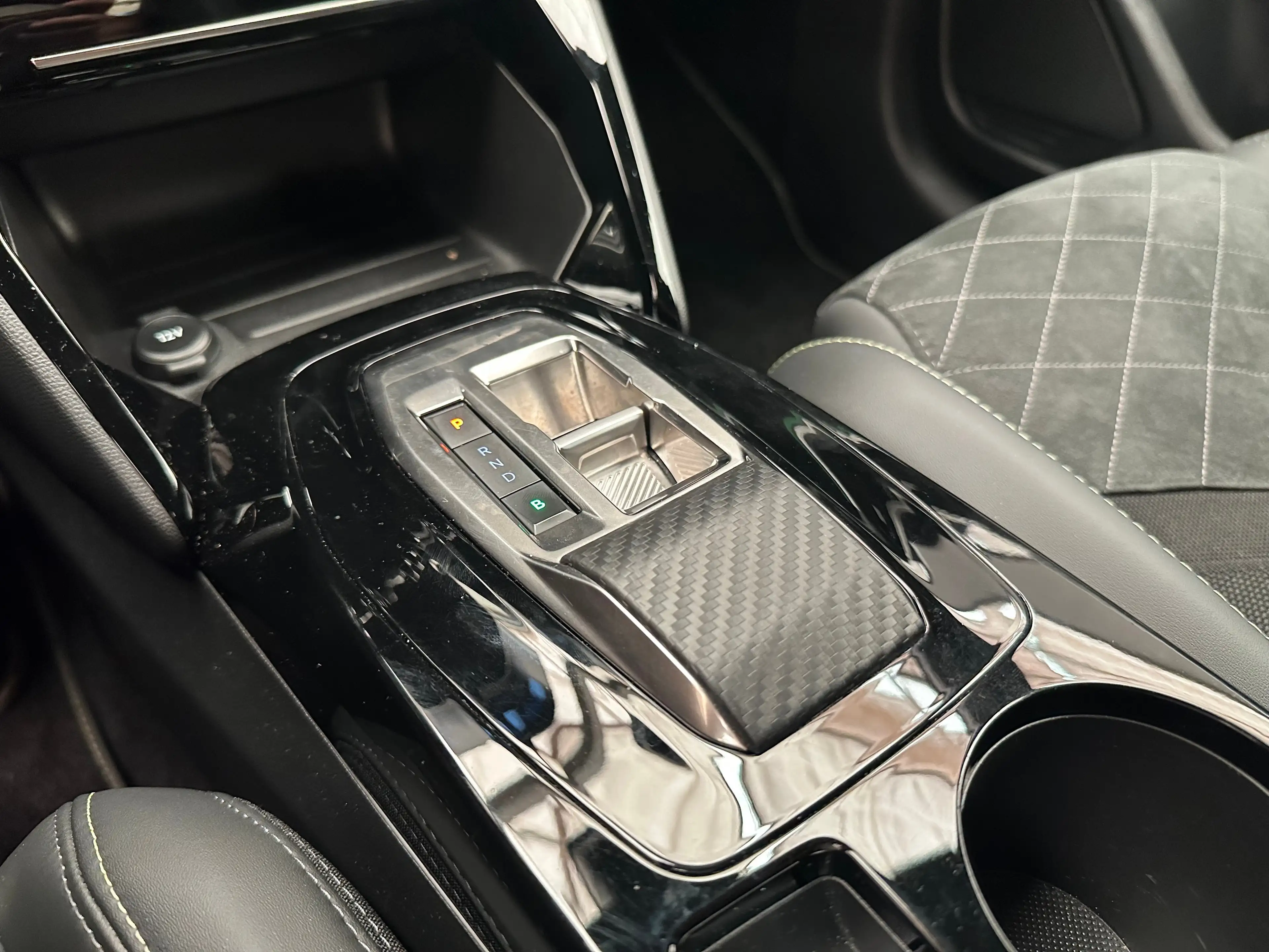 Peugeot e-208 EV GT Pack 50 kWh Adaptieve Cruise | Stoelverwarmi — photo 18