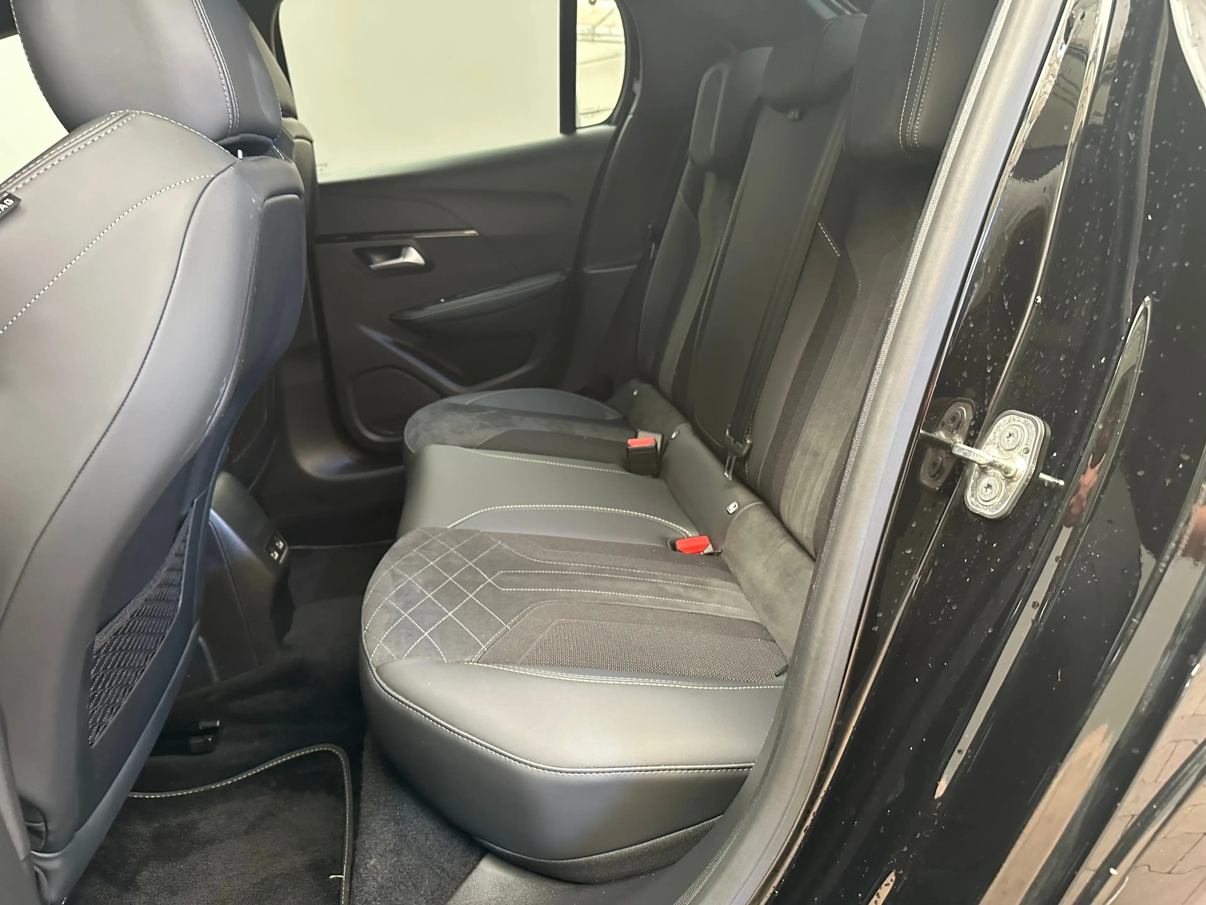 Peugeot e-208 EV GT Pack 50 kWh Adaptieve Cruise | Stoelverwarmi — photo 10