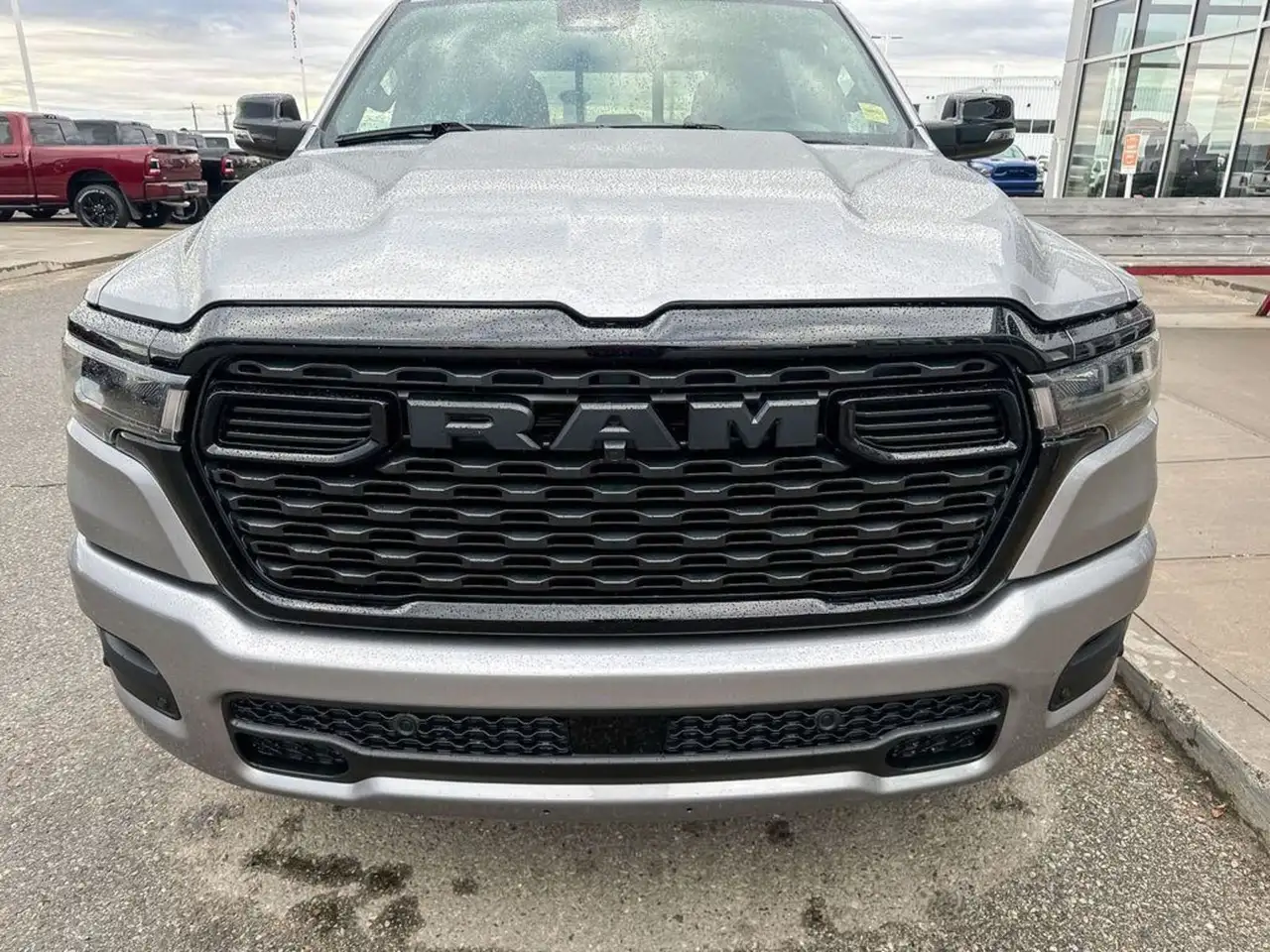 RAM 1500 снимка RAM 1500