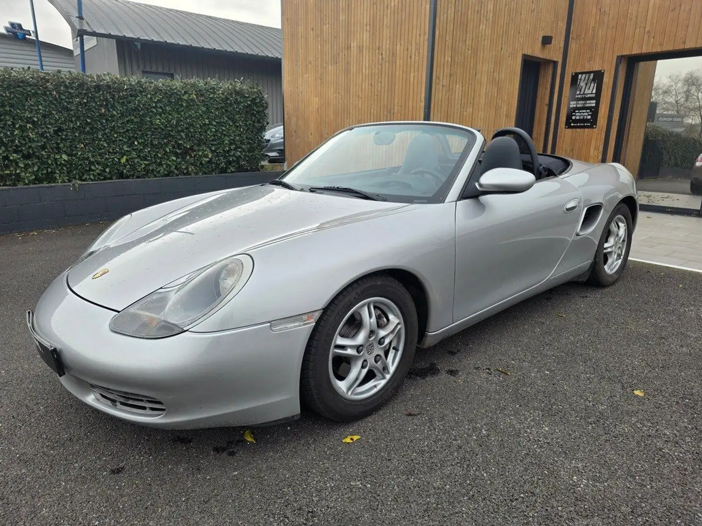 Porsche Boxster ( 986 ) 2.7L / BVM / CABRIOLET Grau - 1