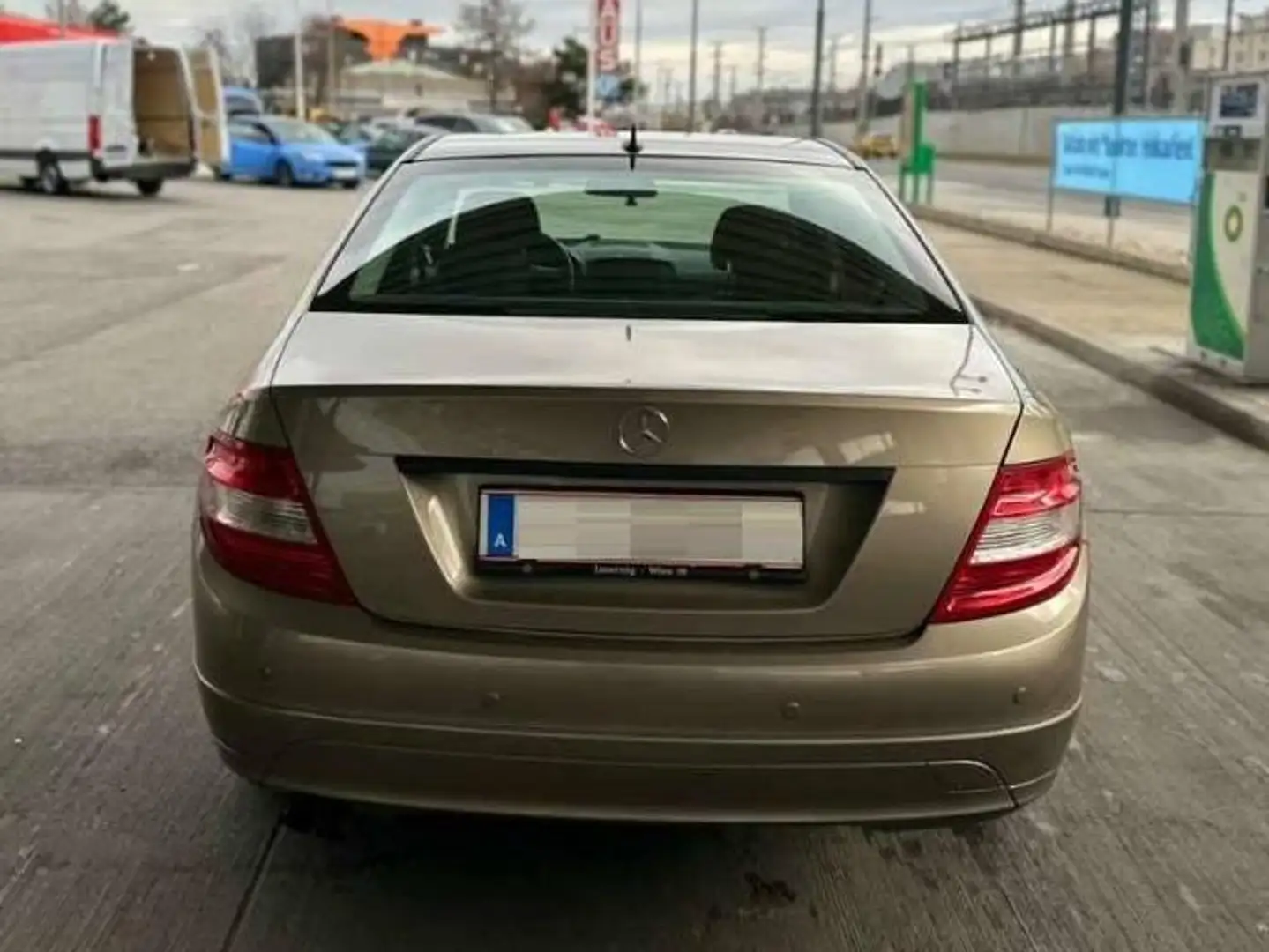 Mercedes-Benz C 180 C 180 CGI Avantgarde BlueEfficiency Aut. Avantgarde - 2