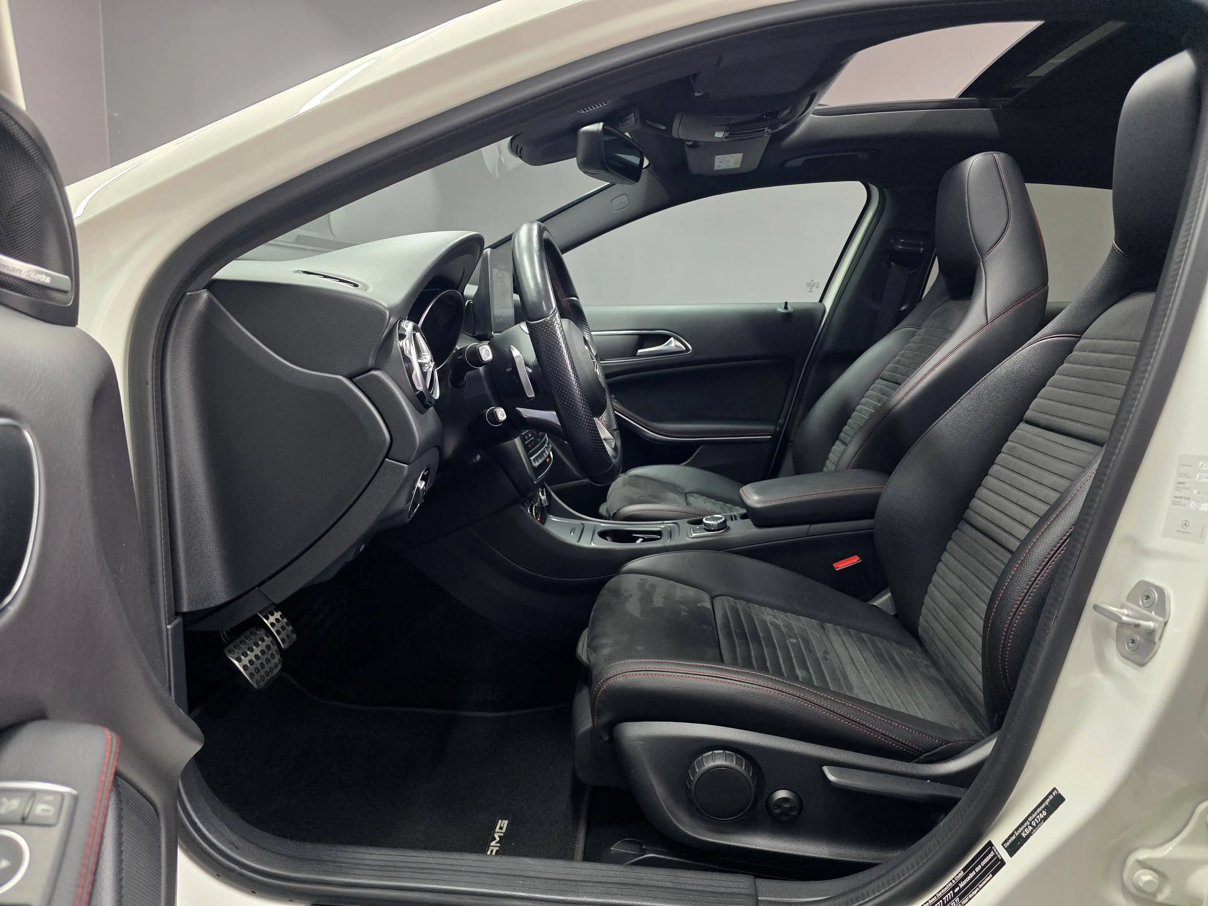 Mercedes-Benz GLA 220 d 4MATIC, AMG LINE, PANO, 360°, NAVI, LED, — photo 8