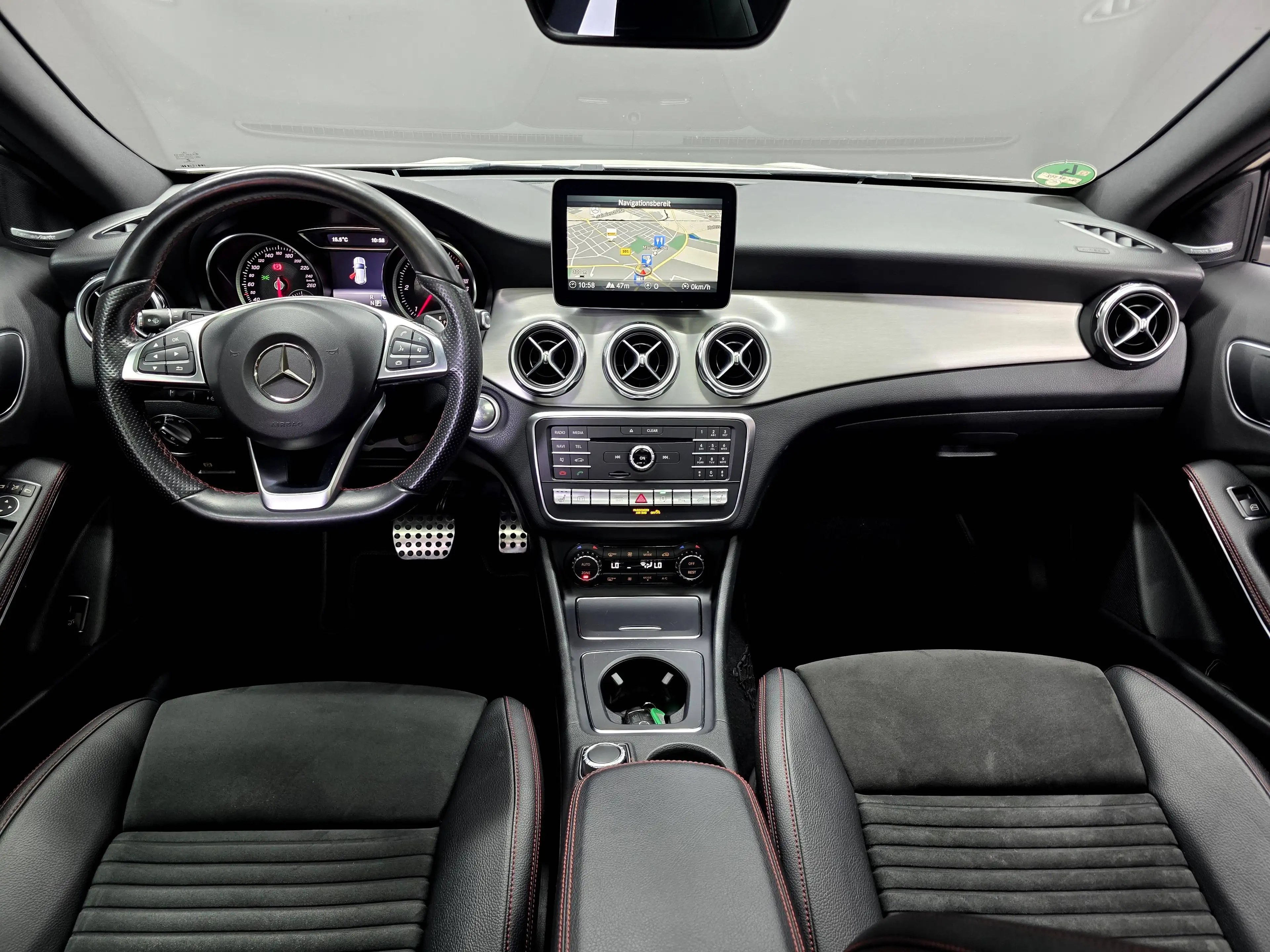 Mercedes-Benz GLA 220 d 4MATIC, AMG LINE, PANO, 360°, NAVI, LED, — photo 9