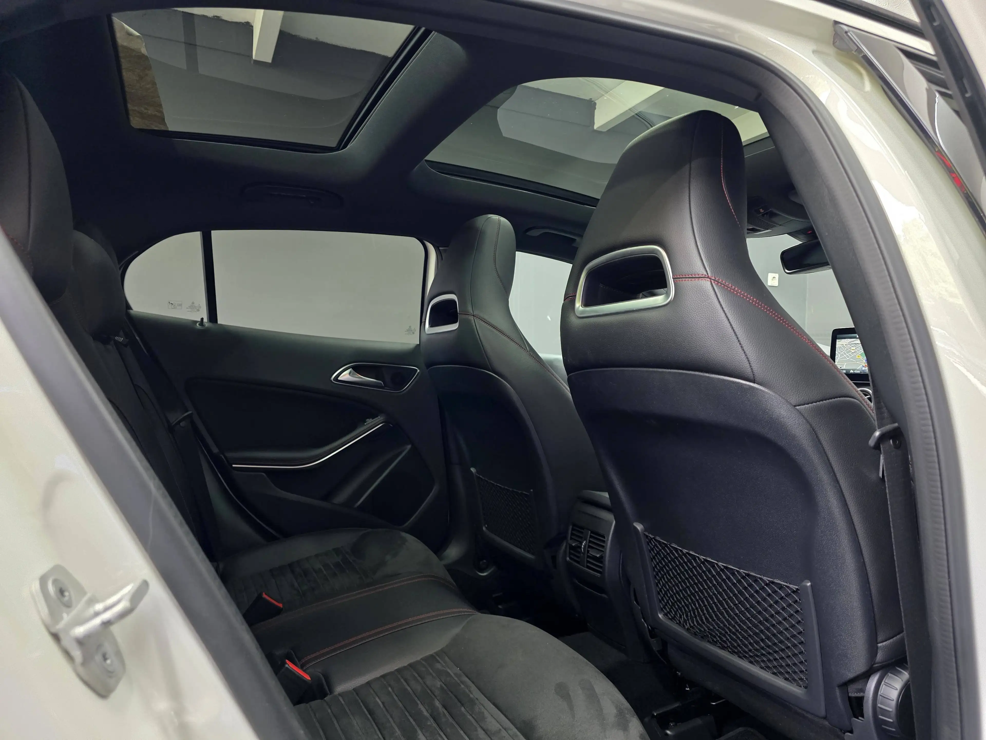 Mercedes-Benz GLA 220 d 4MATIC, AMG LINE, PANO, 360°, NAVI, LED, — photo 13