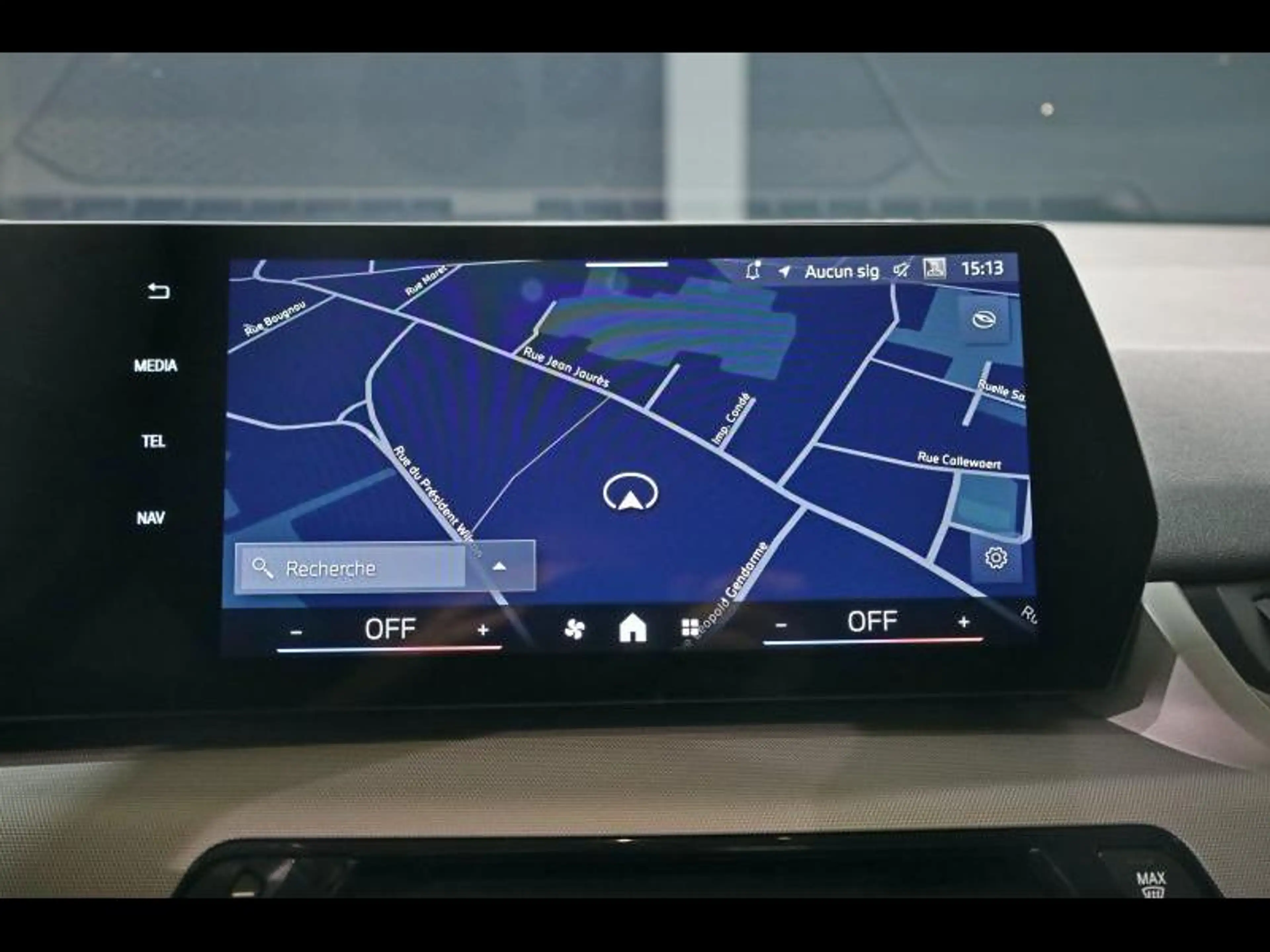 BMW 216 i Active Tourer — photo 13