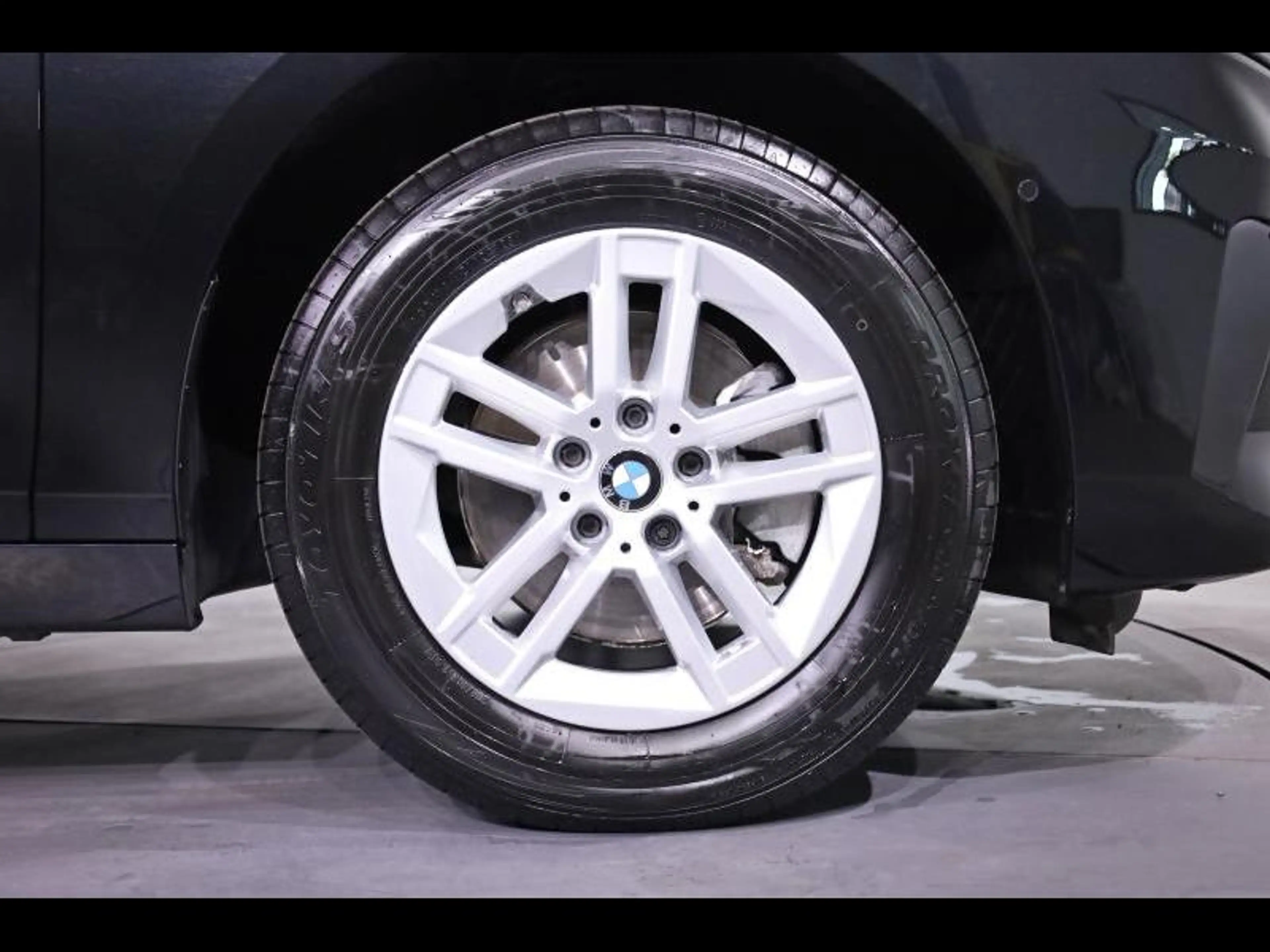BMW 216 i Active Tourer — photo 8