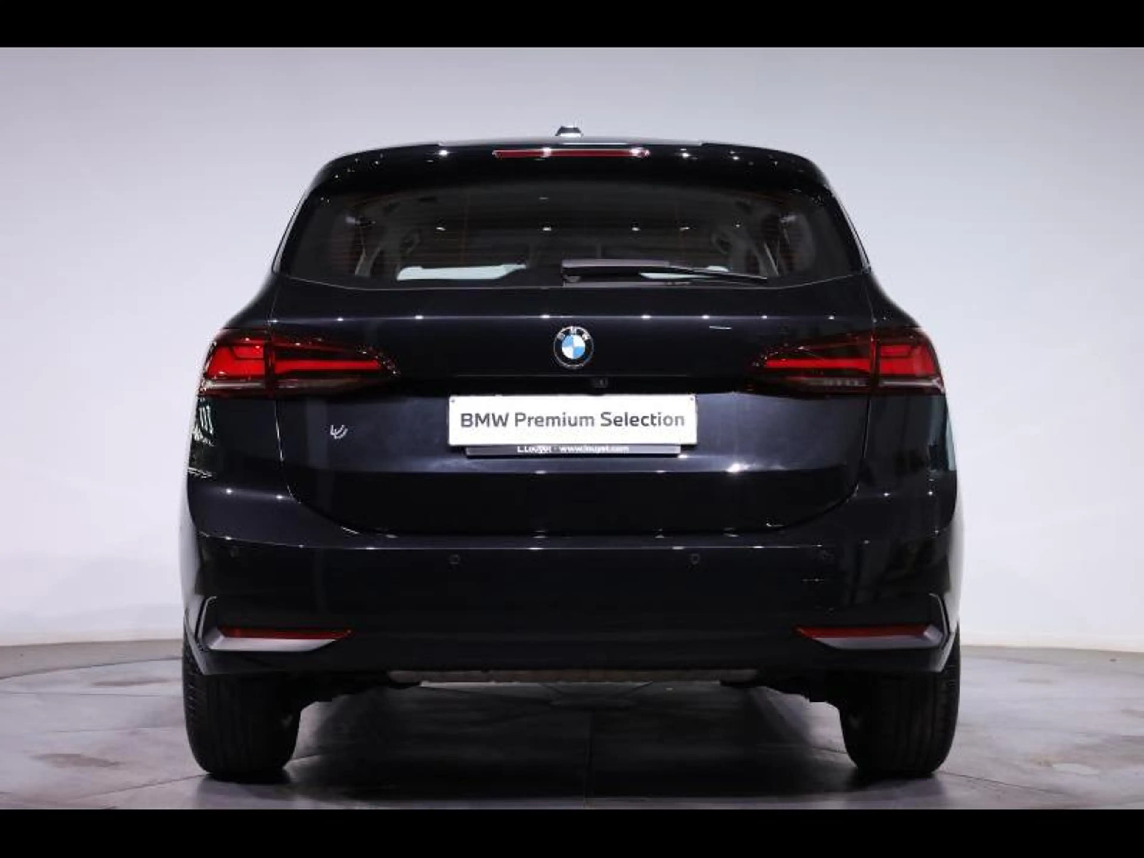 BMW 216 i Active Tourer — photo 4