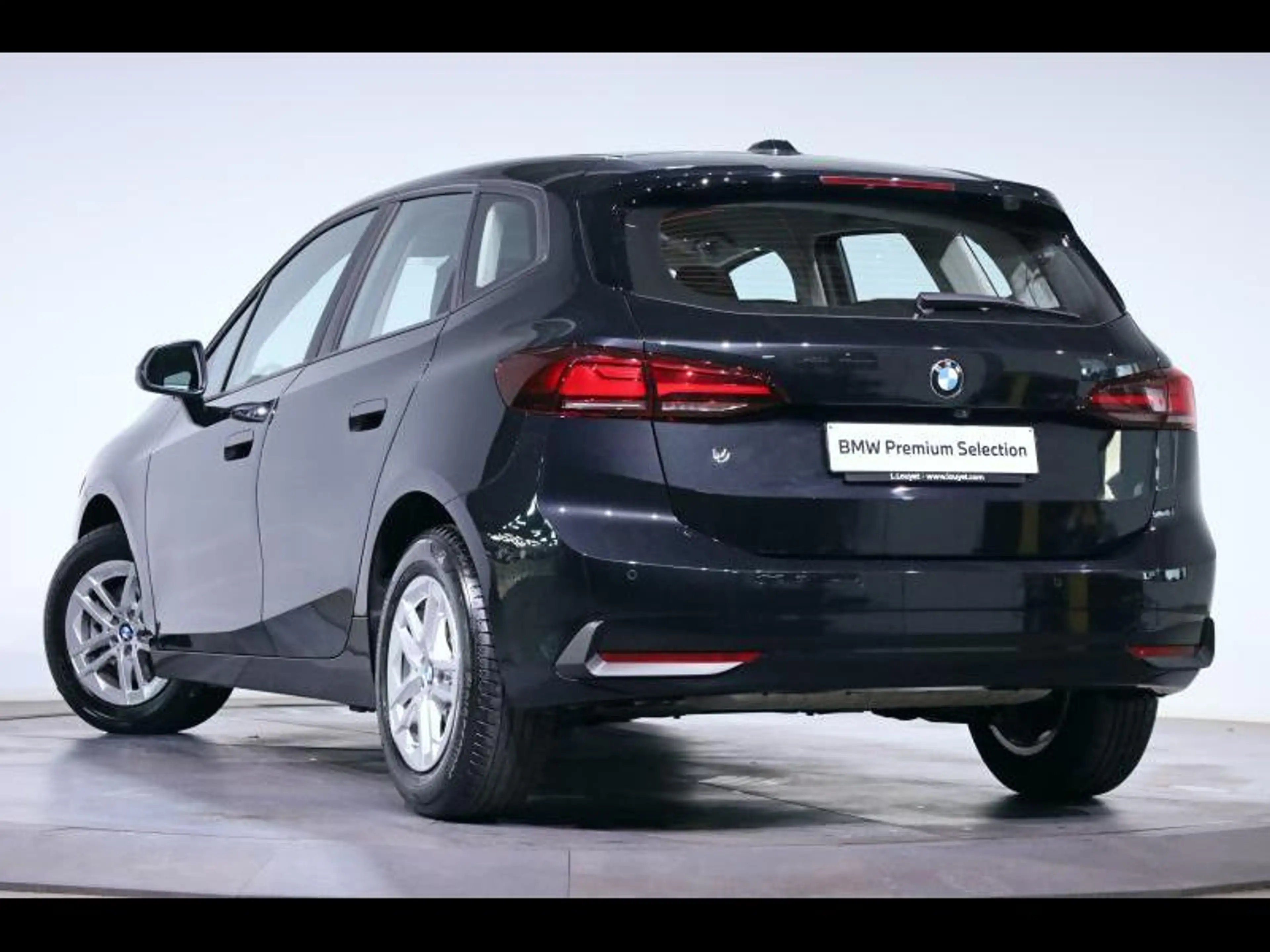BMW 216 i Active Tourer — photo 5