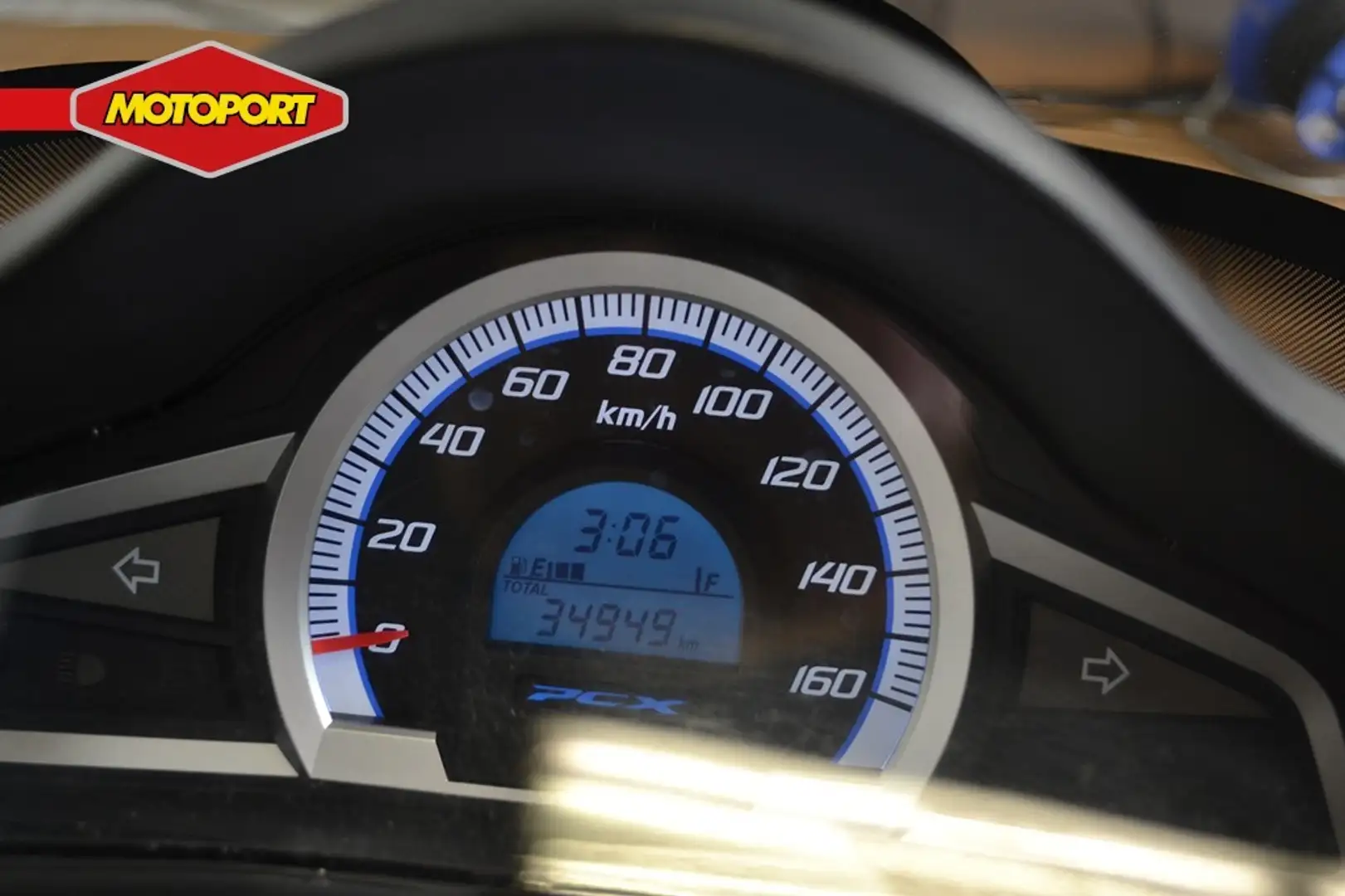 Honda PCX 150 Rood - 2