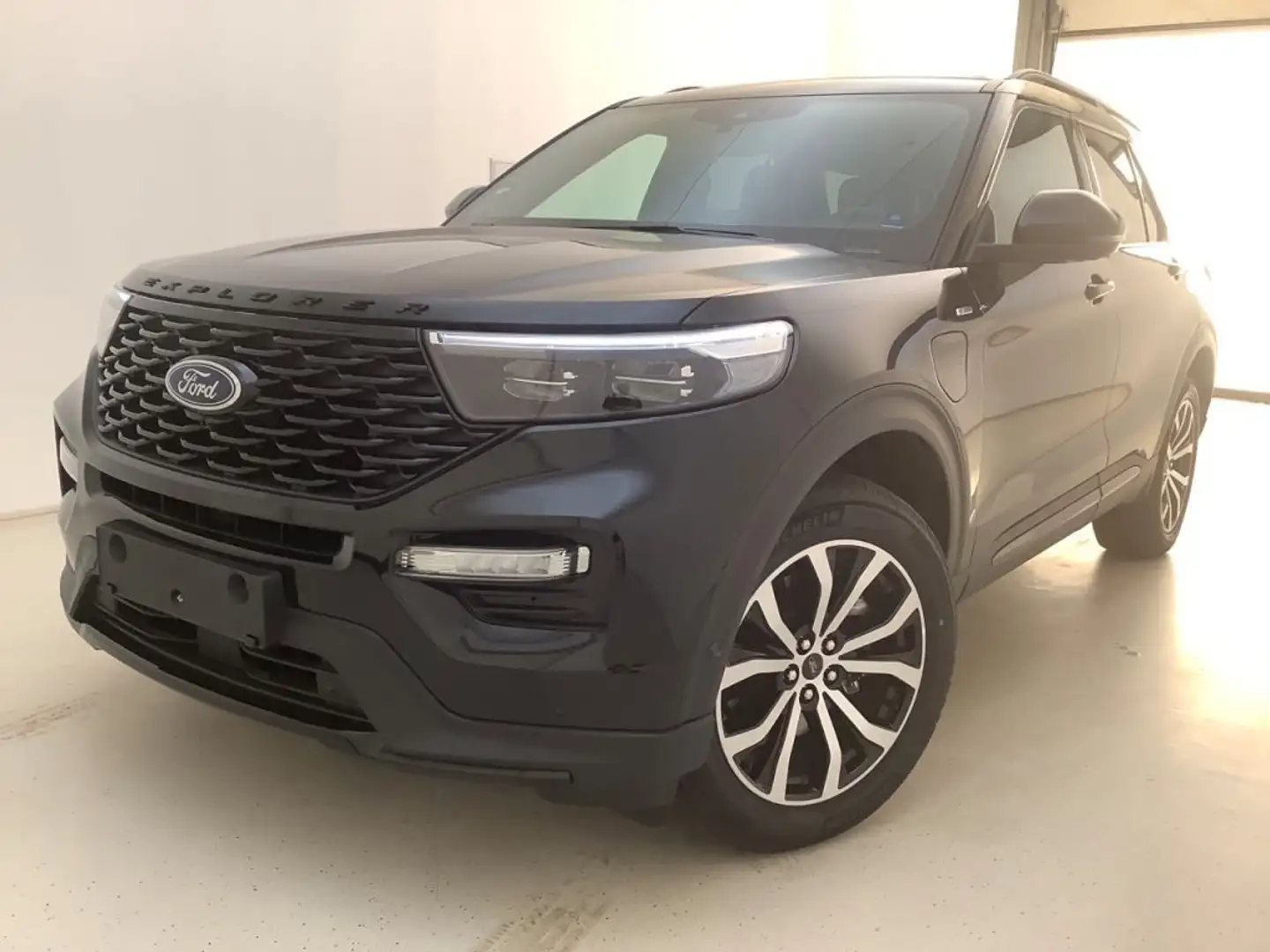 Ford Explorer 3.0 EcoBoost ST-Line Plug-in-Hybrid 4x4 Zwart - 1