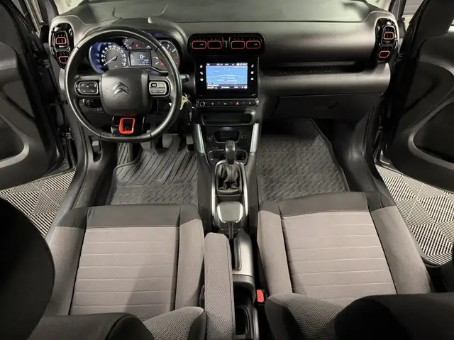 Citroen C3 Aircross view 3