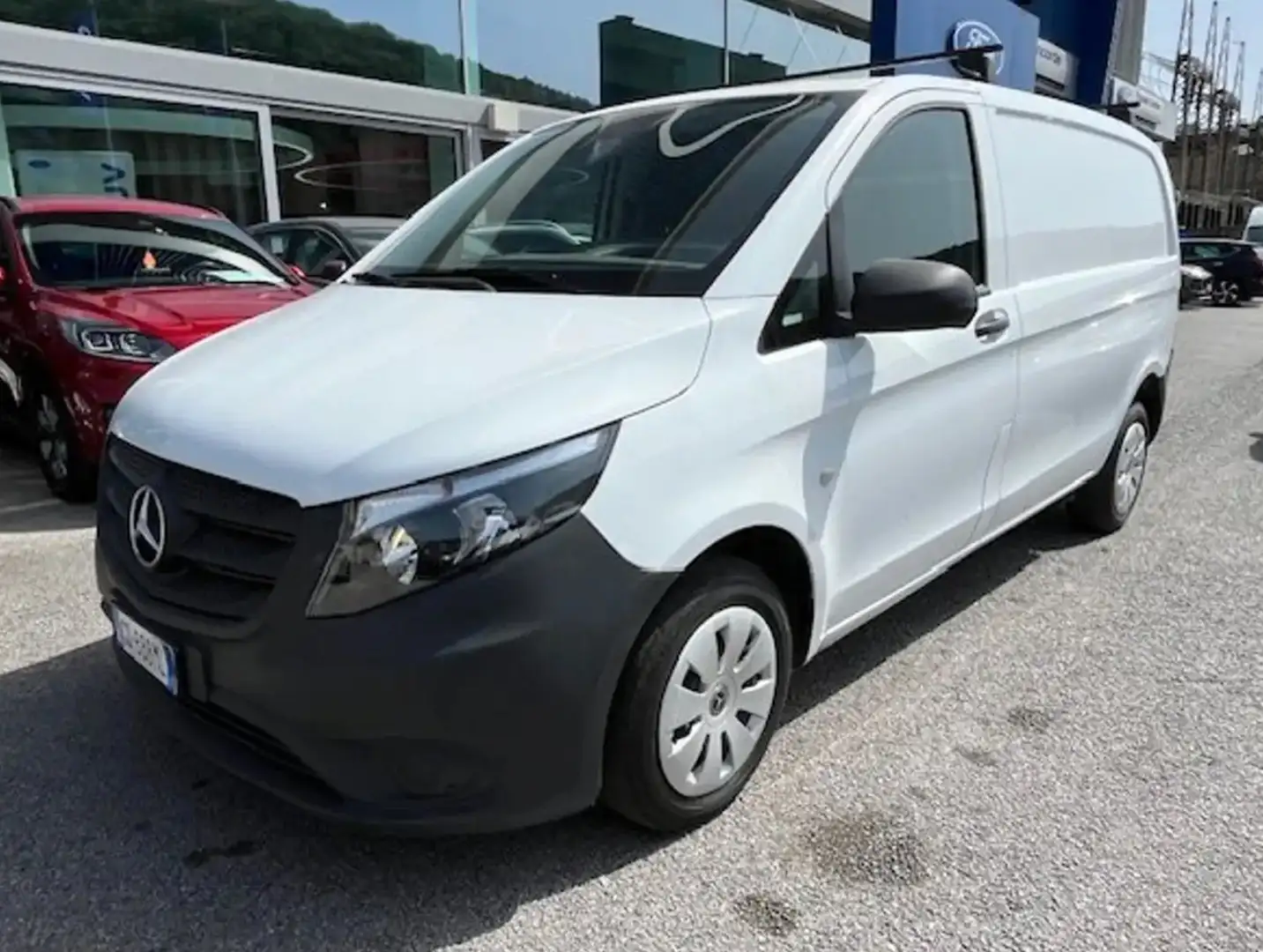 Mercedes-Benz Vito Van 110 F Compact TD Bianco - 2