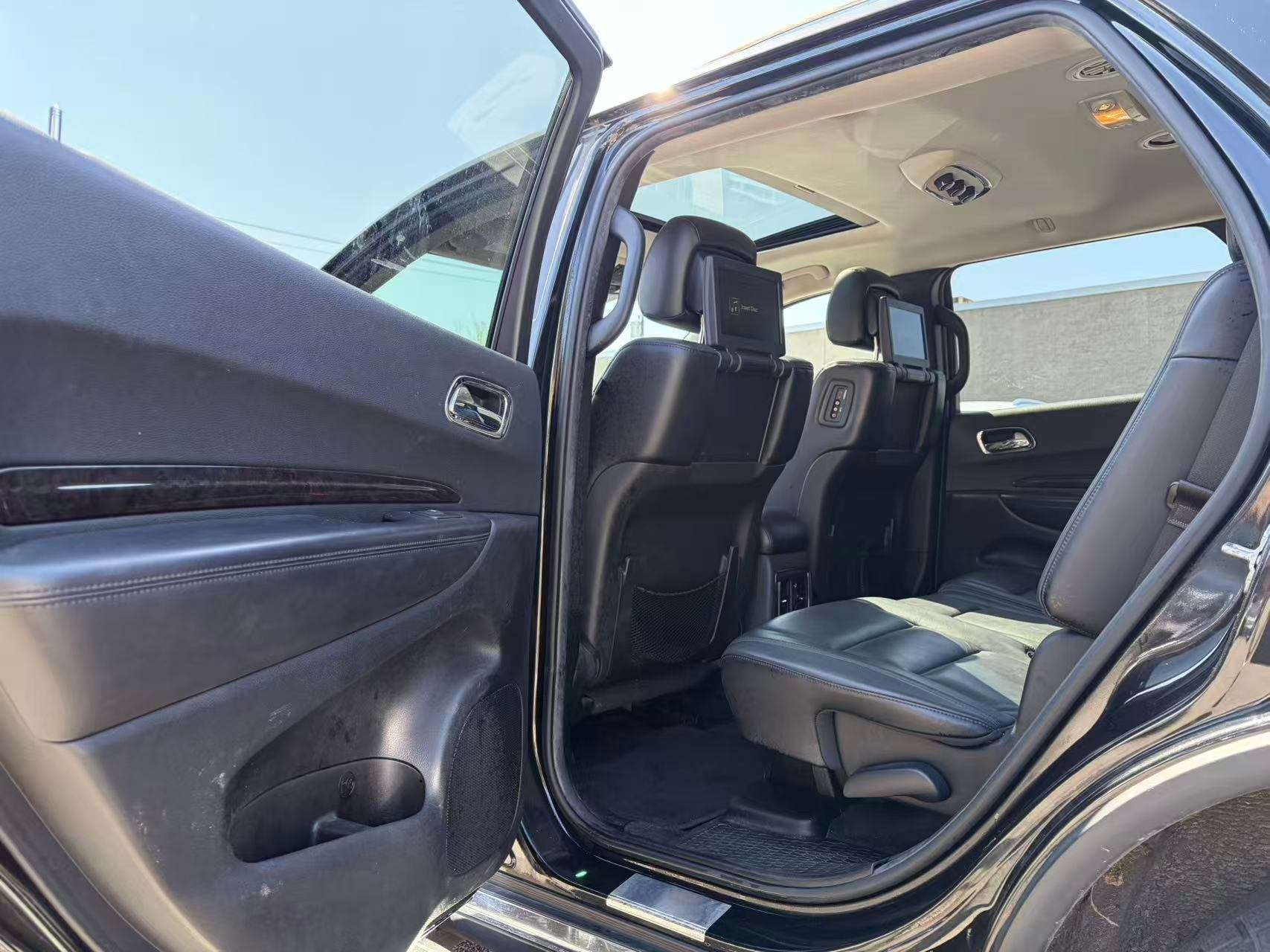 2014 Dodge Durango Limited. LOCAL BC VEHICLE. NO ACCIDENT. SERVICE DO thumb 18