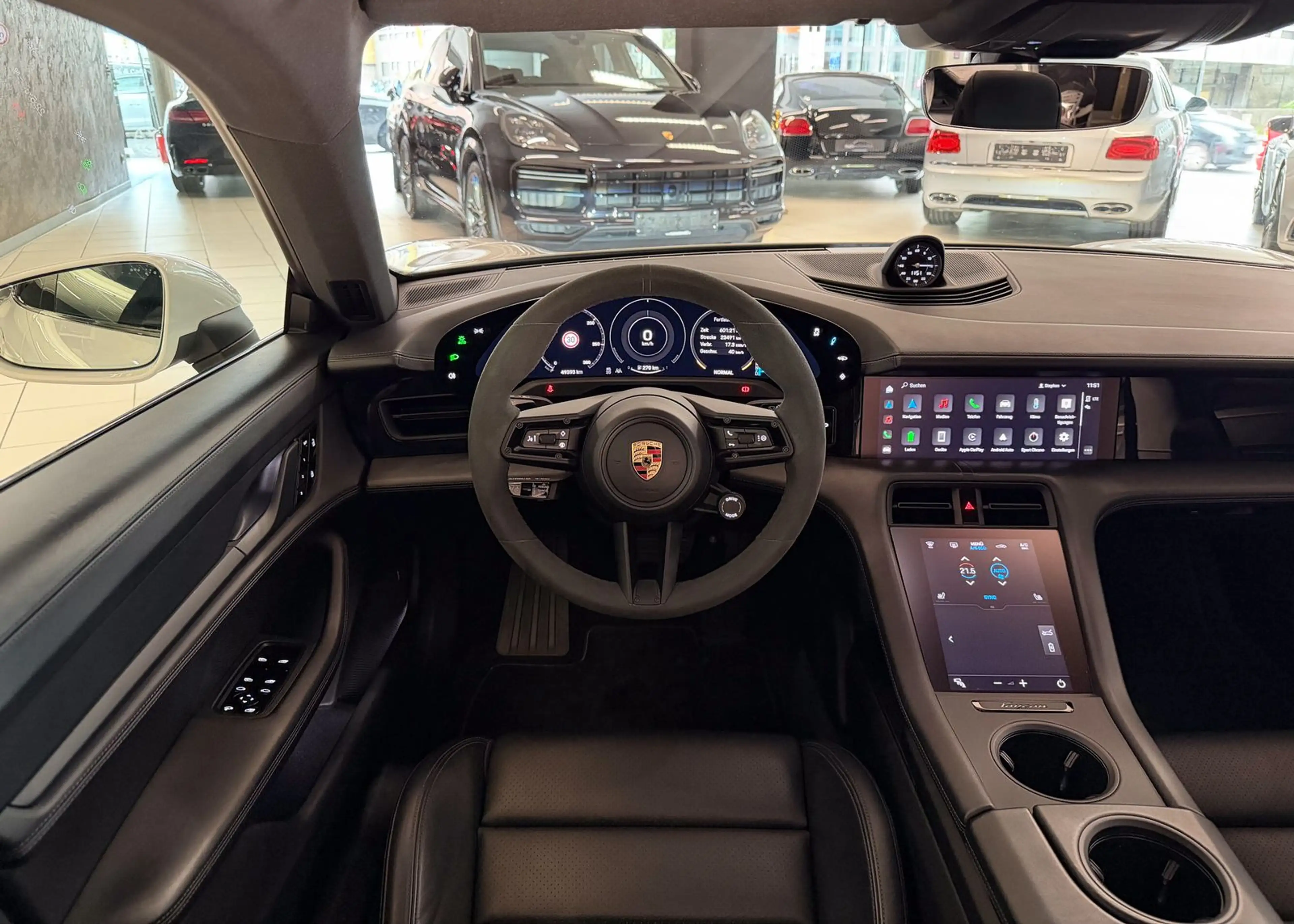 Porsche Taycan 4S MWST ACC RFK Wärmepumpe Motorsound — photo 18