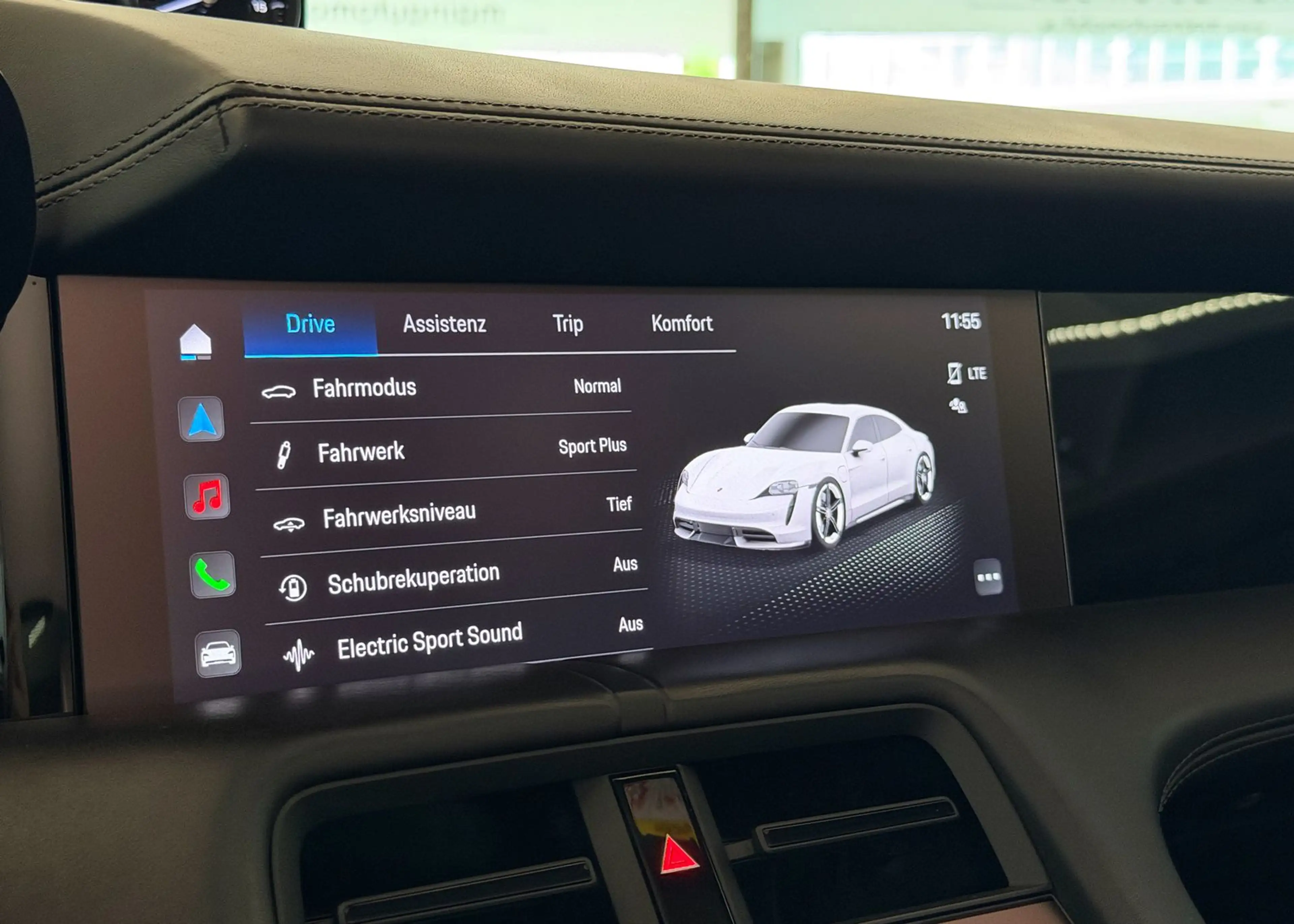 Porsche Taycan 4S MWST ACC RFK Wärmepumpe Motorsound — photo 25