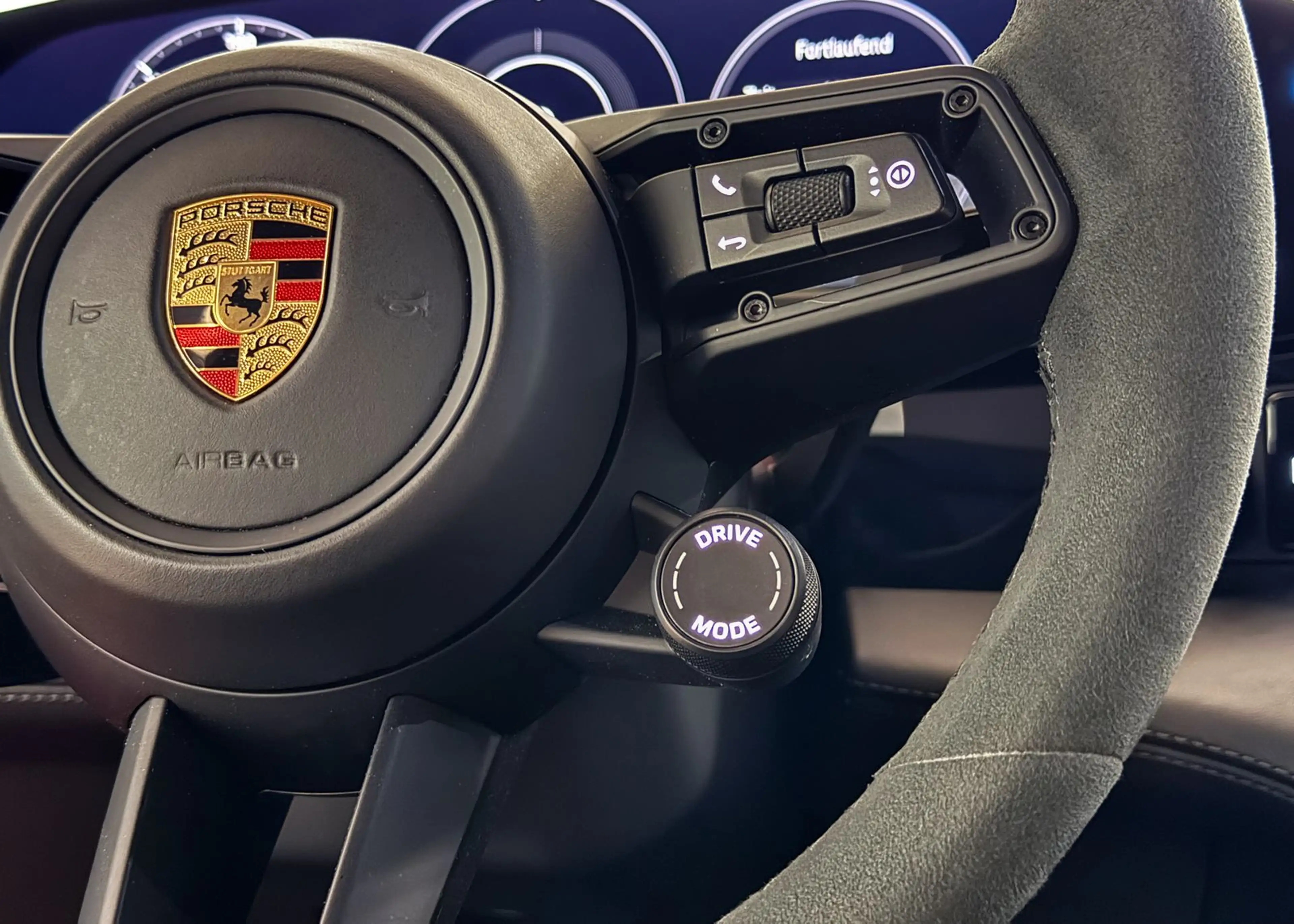 Porsche Taycan 4S MWST ACC RFK Wärmepumpe Motorsound — photo 20