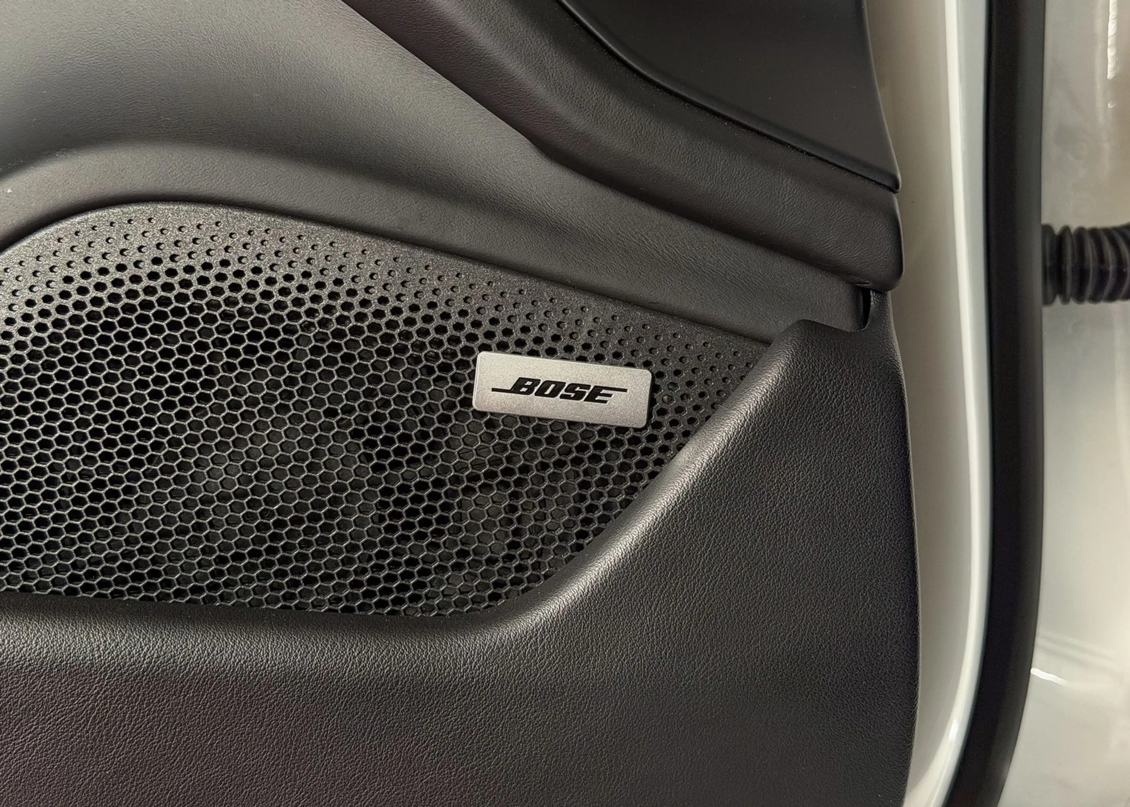 Porsche Taycan 4S MWST ACC RFK Wärmepumpe Motorsound — photo 14