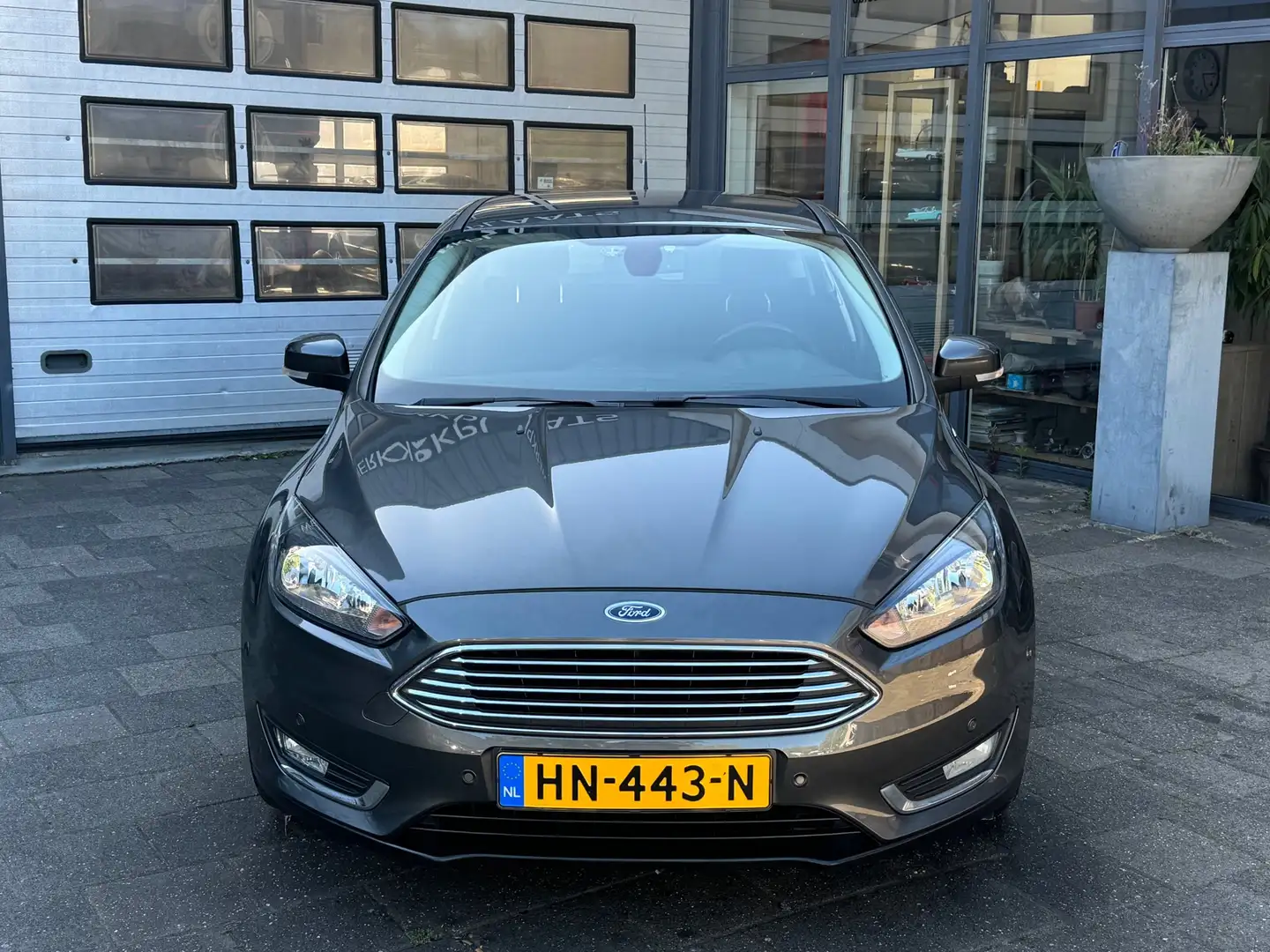 Ford Focus 1.0 Titanium Edition | Clima | Camera | Cruise | N Grigio - 2