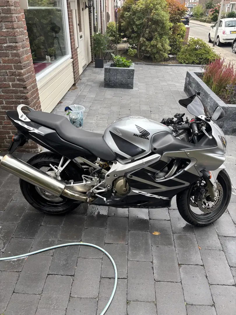Honda CBR 600 CBR 600 F Grijs - 2