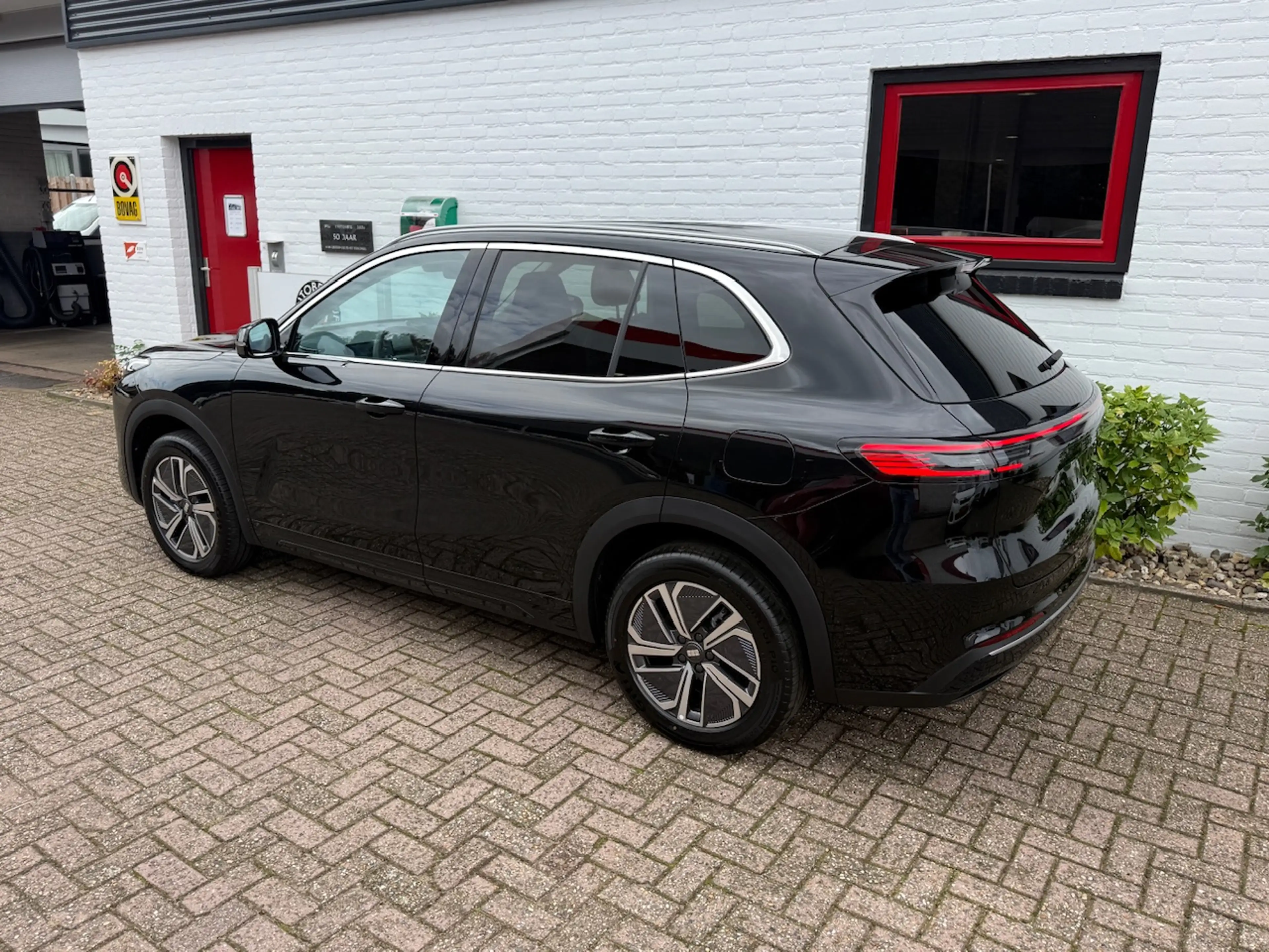 Geely Starray EM-i 1.5 Pro 262 PK Plug in Hybrid/ Nieuwe voorraad aut — photo 5