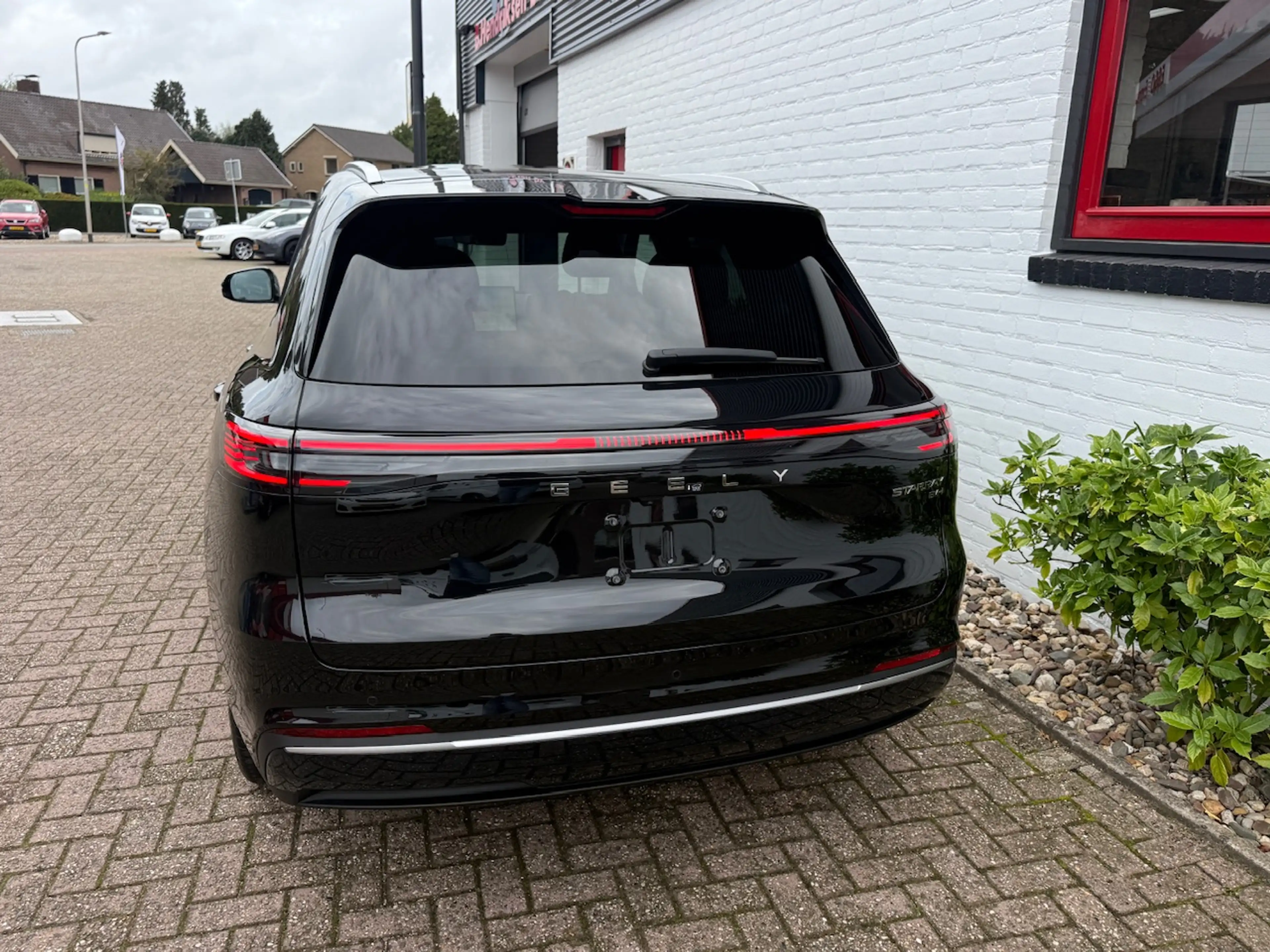 Geely Starray EM-i 1.5 Pro 262 PK Plug in Hybrid/ Nieuwe voorraad aut — photo 9