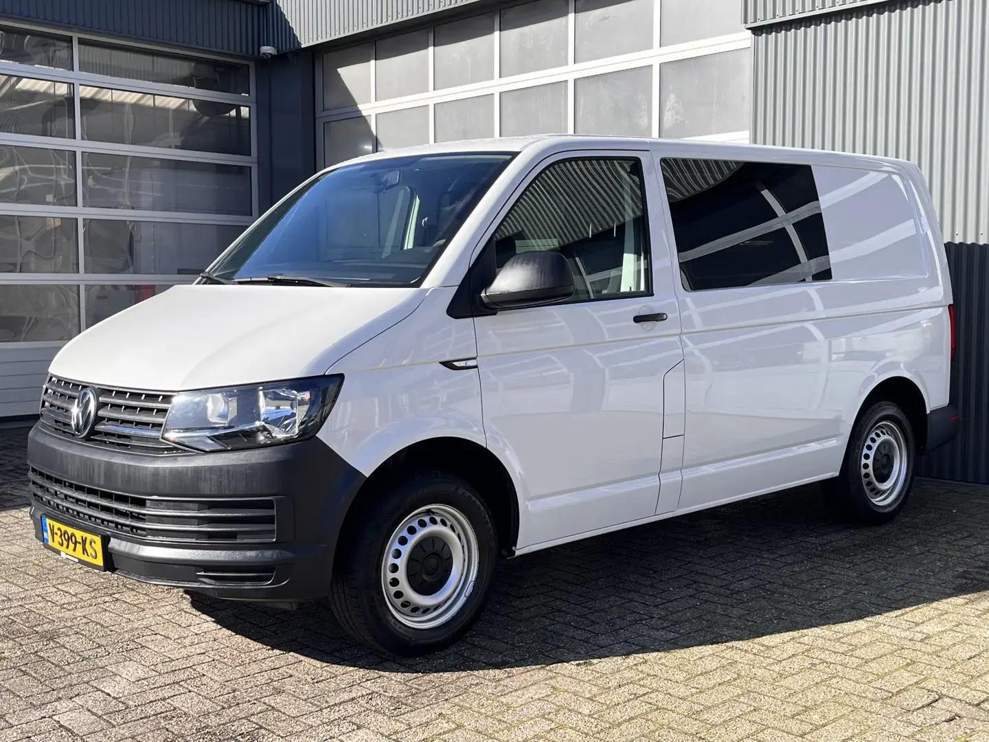 Volkswagen T6 Transporter 2.0 TDI L1H1 Dubbele cabine Airco Cruise controle Wit - 2