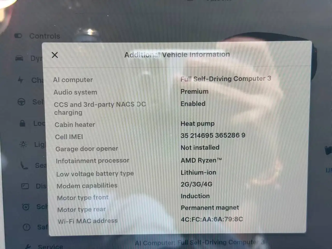 Tesla Model Y снимка Tesla Model Y