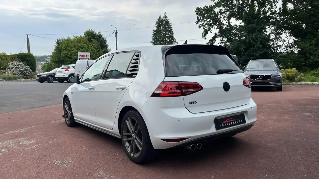 Volkswagen Golf Cabriolet — photo 7