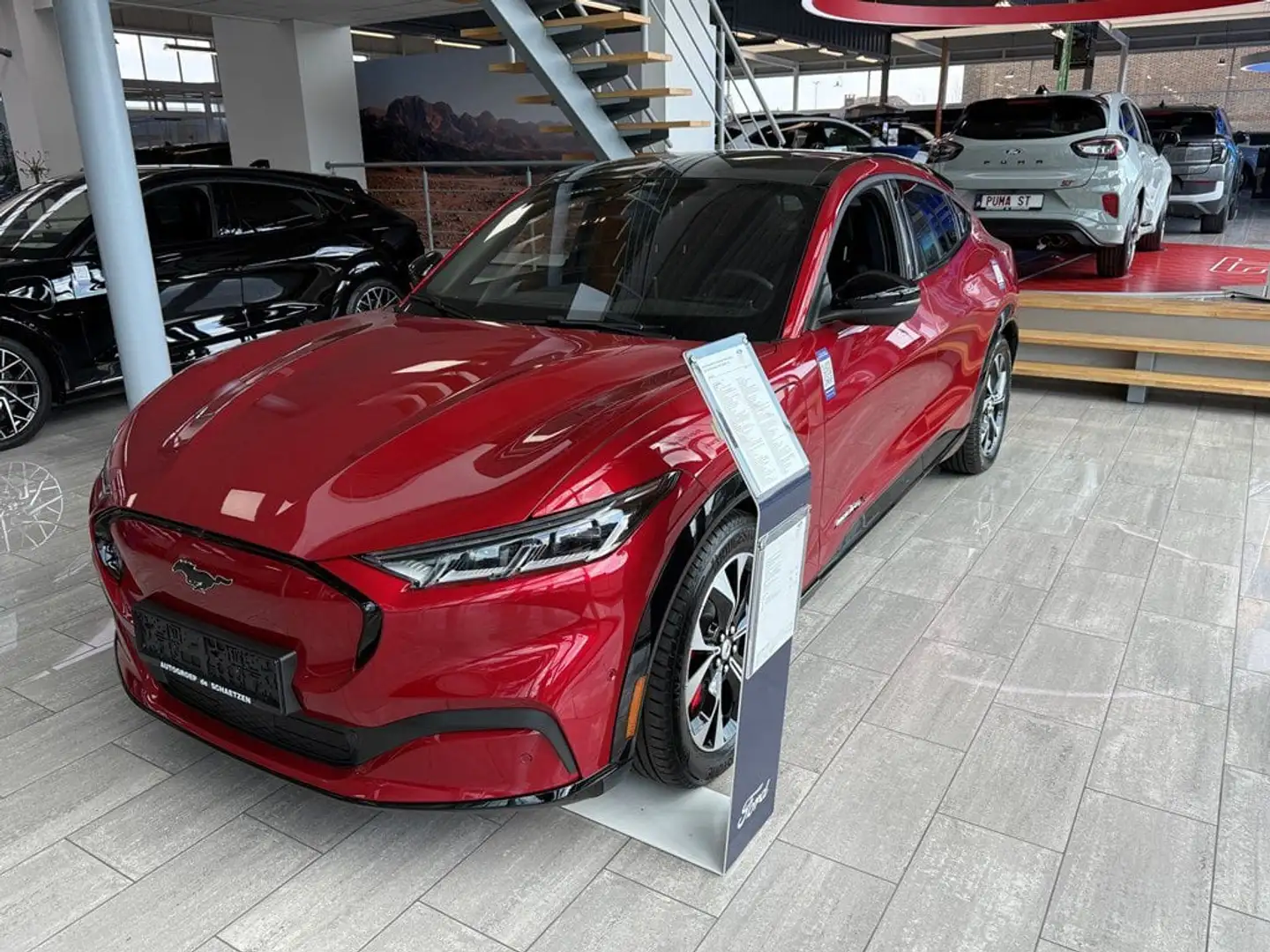 Ford Mustang Mach-E 99KWH-Extended Range AWD - 1