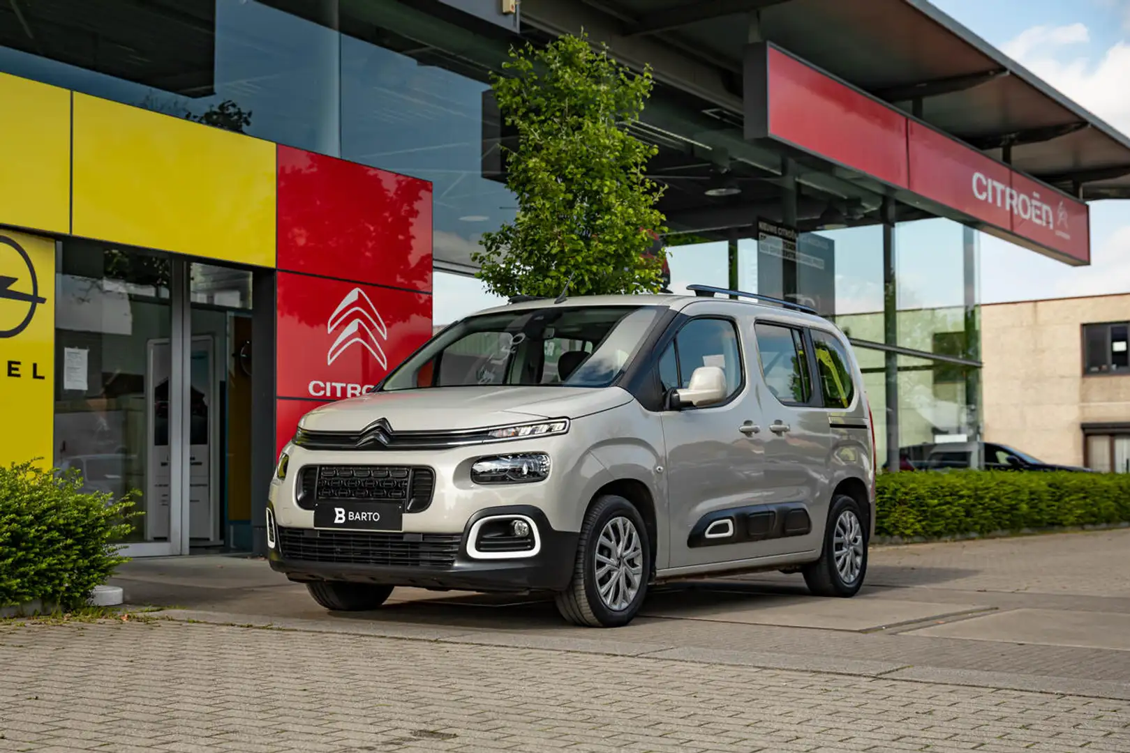 Citroen Berlingo Benz 110pk | 2 schuifdeuren | Afn. Trekhaak | A... Beige - 2