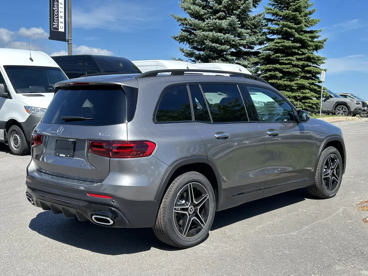Mercedes-Benz GLB 2026