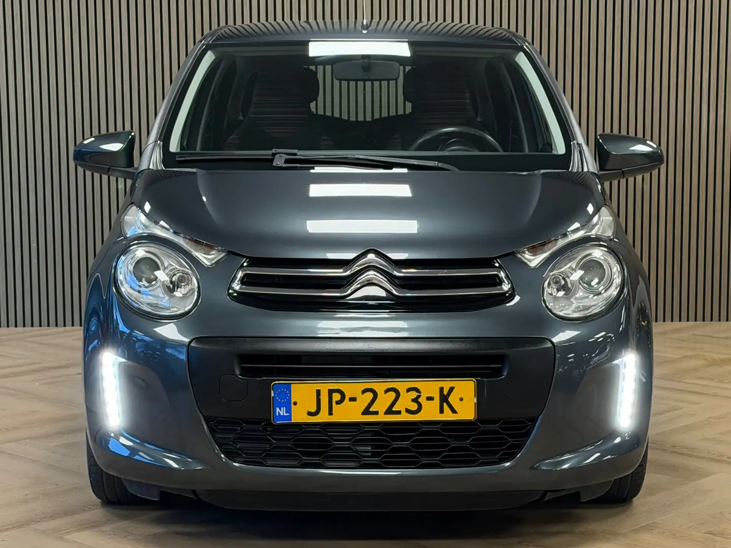Citroen C1 1.0 e-VTi Business AIRCO ELEC RAMEN START/STOP Grijs - 2