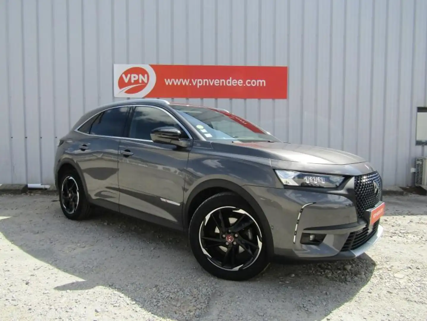 DS Automobiles DS 7 Crossback BlueHDi 180ch Performance Line + Automatique 128g Gris - 1