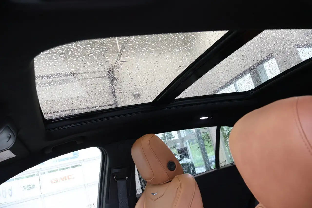 Cadillac XT4 снимка Cadillac XT4