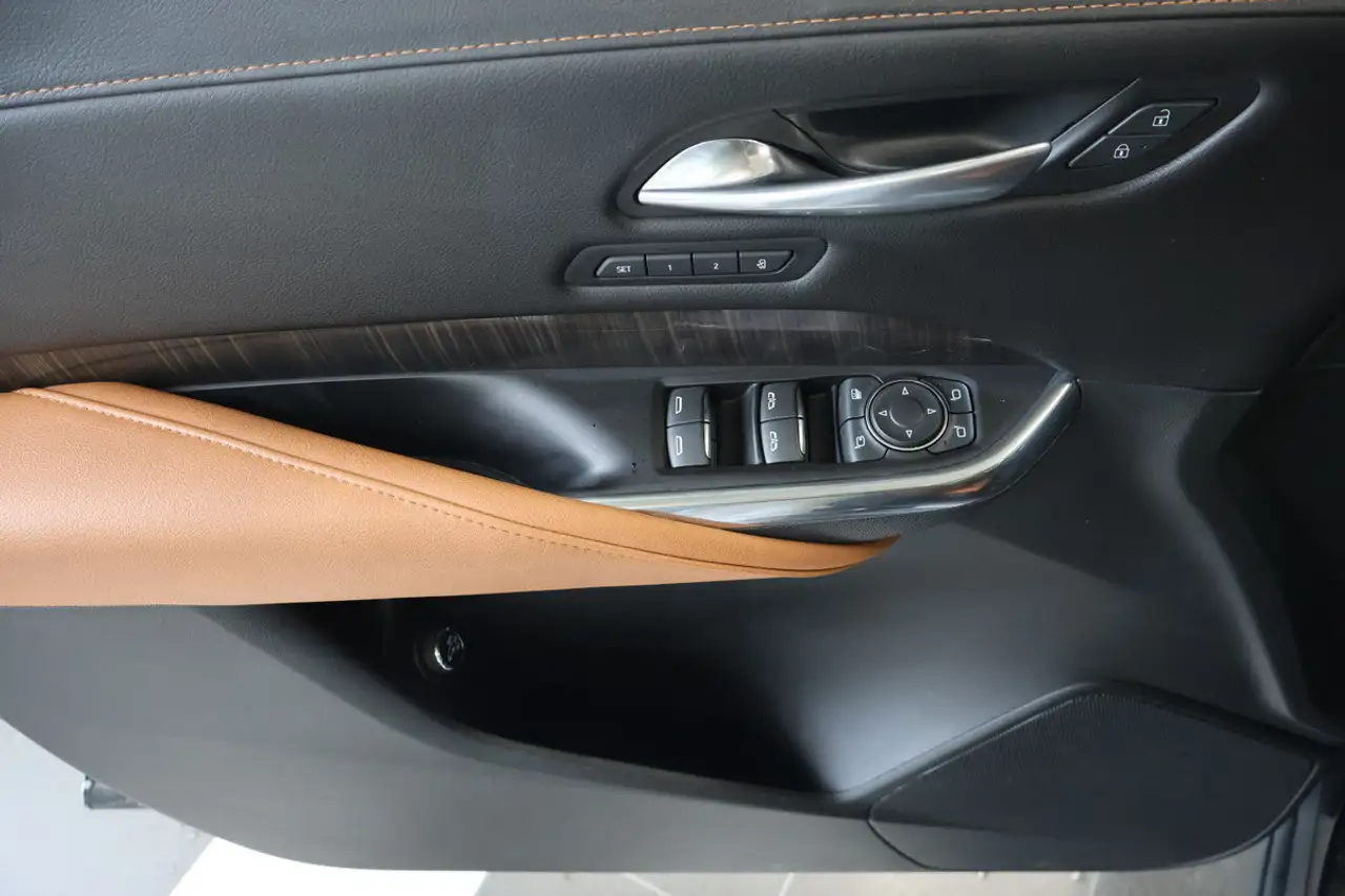 Cadillac XT4 снимка Cadillac XT4