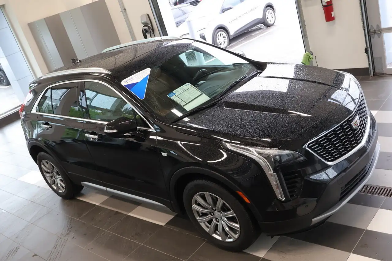 Cadillac XT4 снимка Cadillac XT4