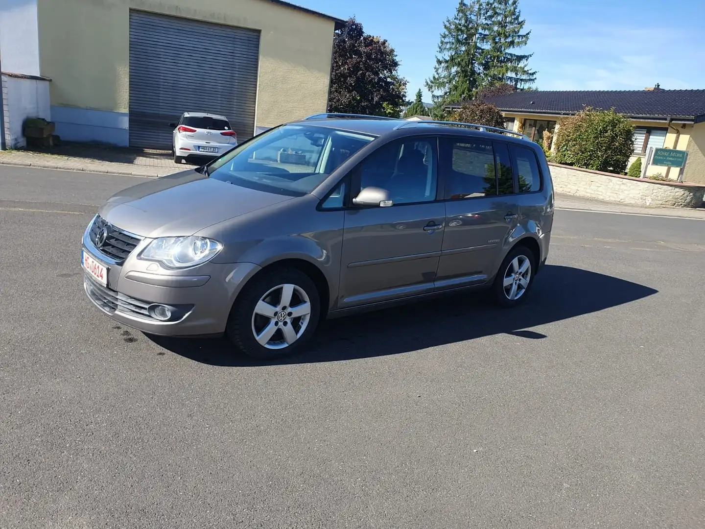 Volkswagen Touran United Gris - 2