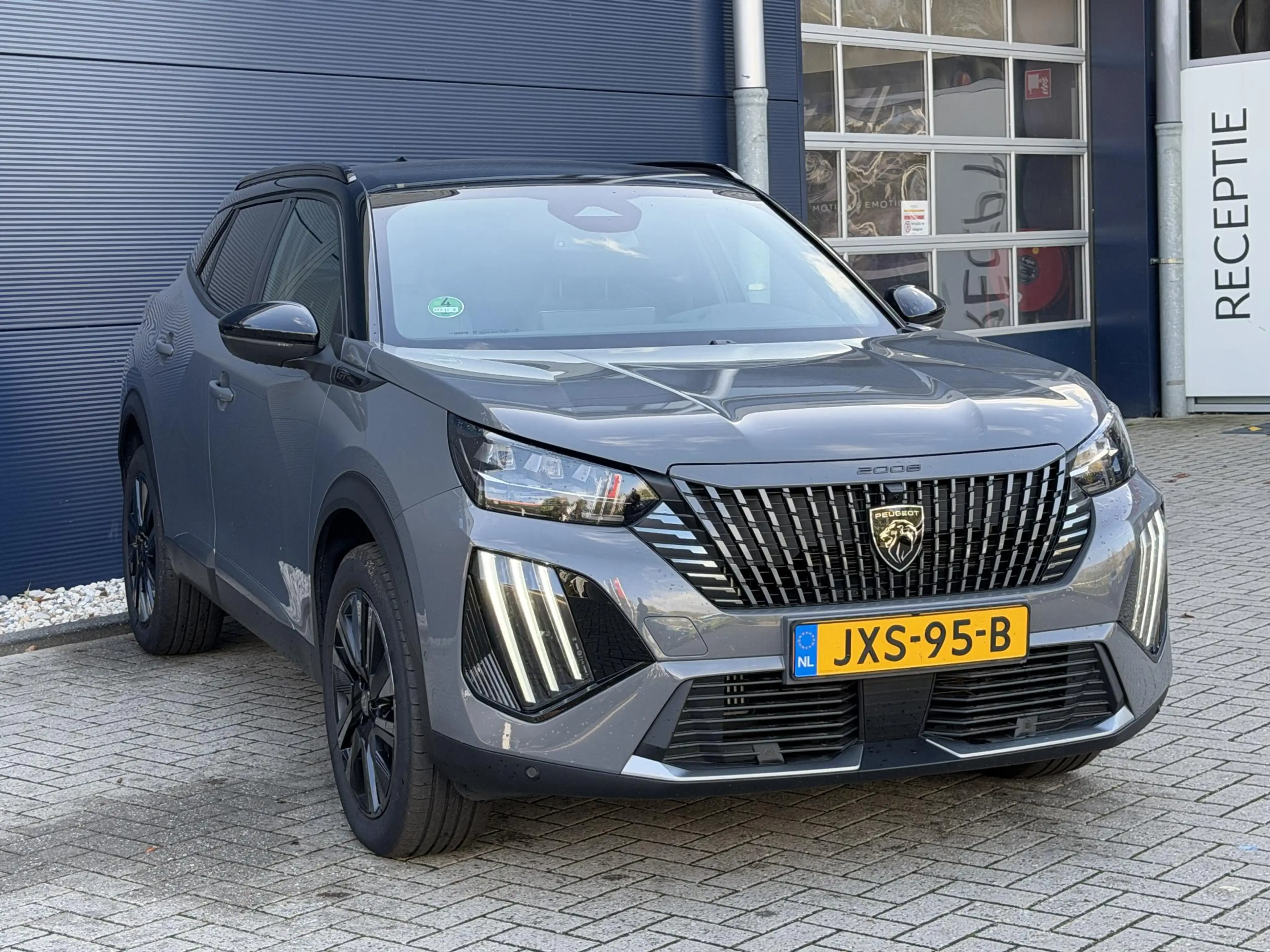 Peugeot 2008 1.2 Hybrid 145 GT | Navigatie | 360 camera | Apple — photo 3