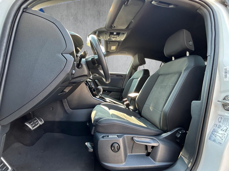 Volkswagen T-Roc 2.0 TDI R-Line DigitalC. LED RFK ACC Navi — photo 11