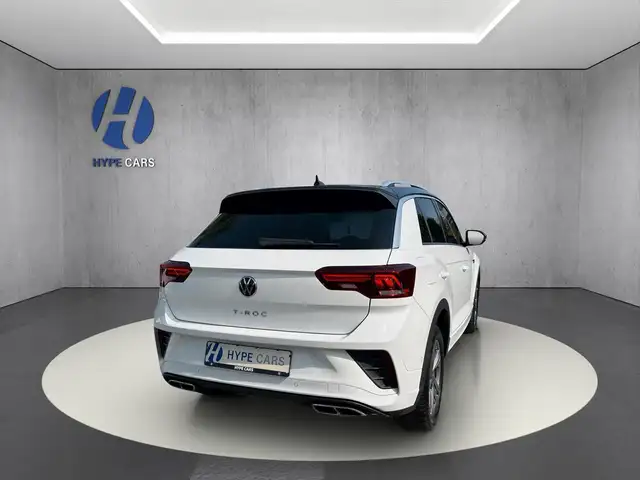 Volkswagen T-Roc view 4