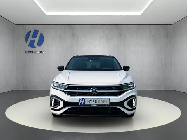 Volkswagen T-Roc view 2