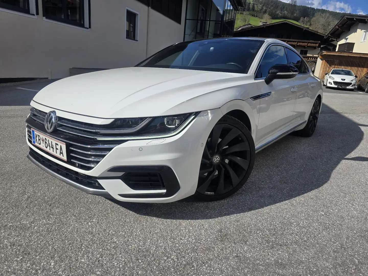 Volkswagen Arteon 2.0 TDI SCR 4Motion DSG R-Line - 1