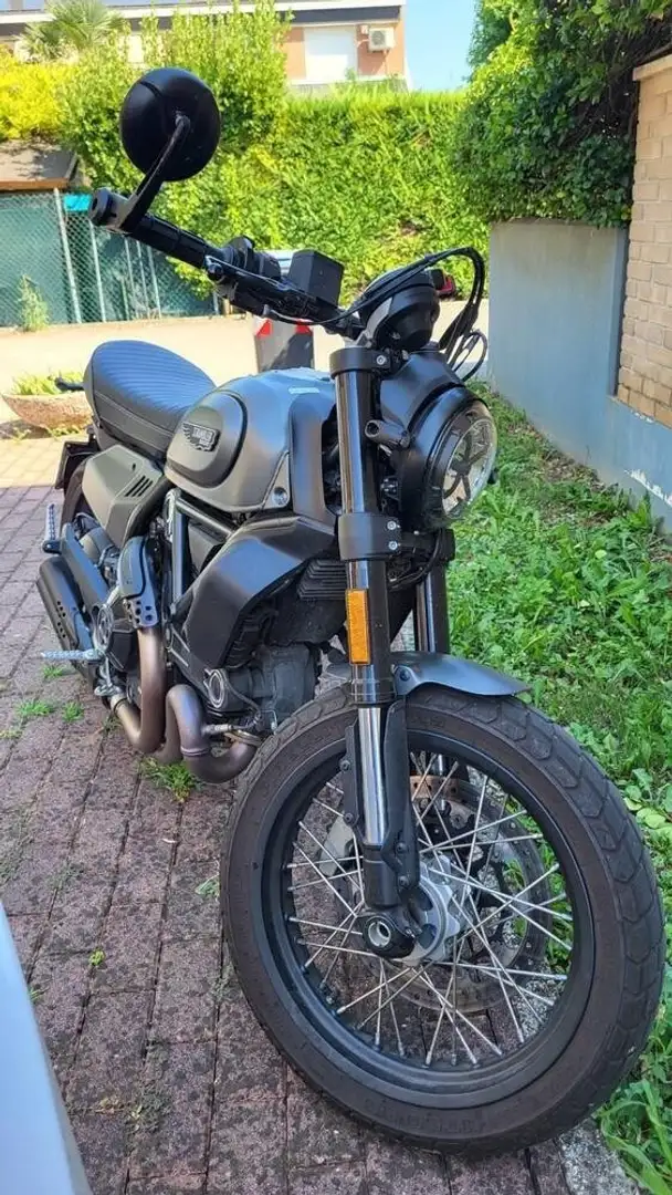 Ducati Scrambler Gri - 1