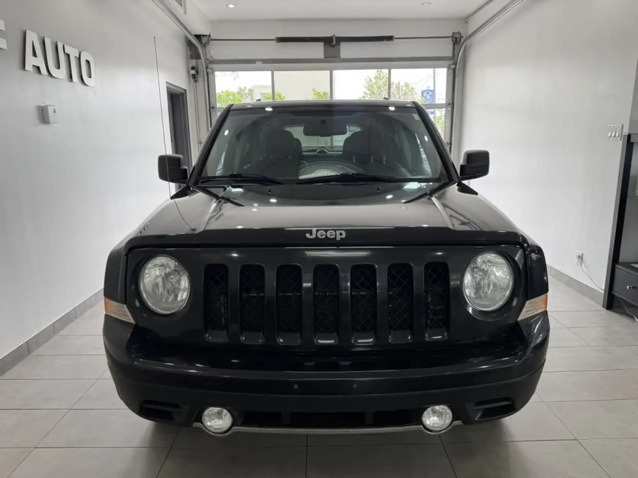 Jeep Patriot снимка Jeep Patriot