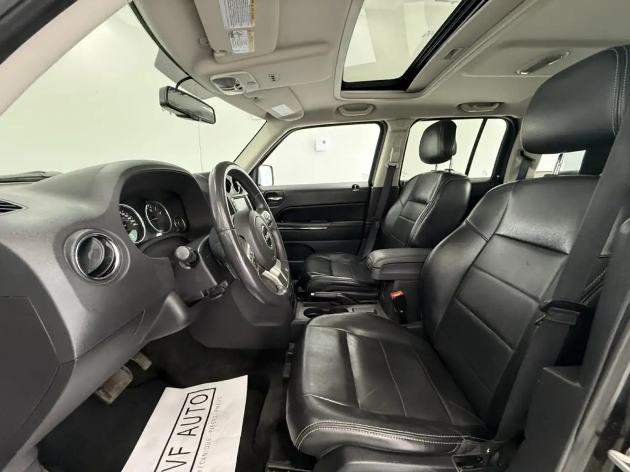 Jeep Patriot снимка Jeep Patriot