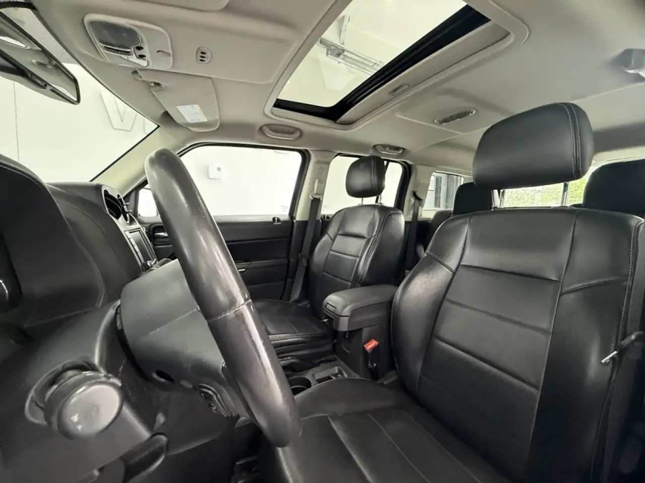 Jeep Patriot снимка Jeep Patriot